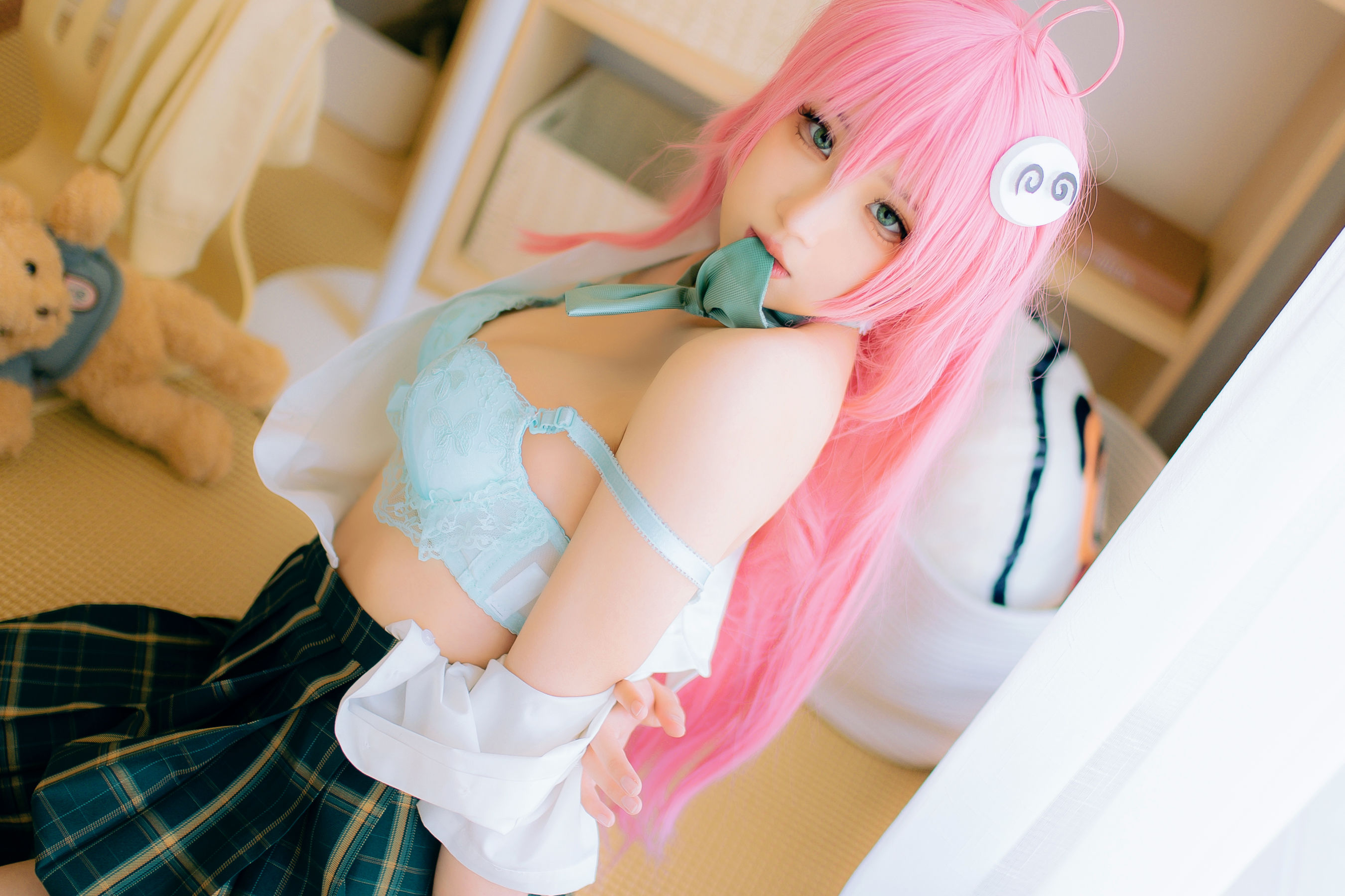 [福利COS] 瓦斯塔亚小龙虾 - 校服第5张