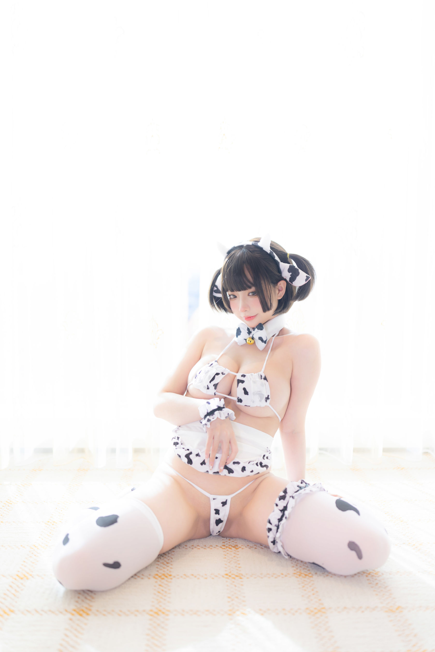 [福利COS] wendydydydy_酱油 - 奶牛女仆第1张