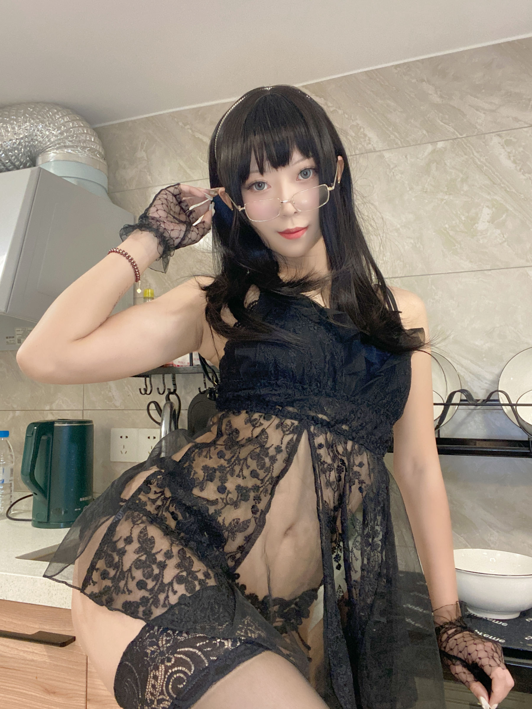 [福利COS] 动漫博主Money冷冷 - 蕾丝裙第24张