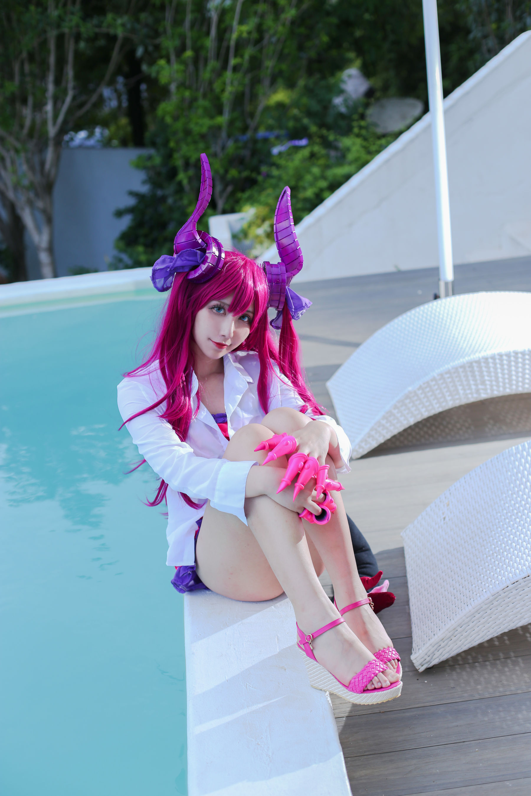 [福利COS] 动漫博主九曲Jean - 龙娘泳装第3张