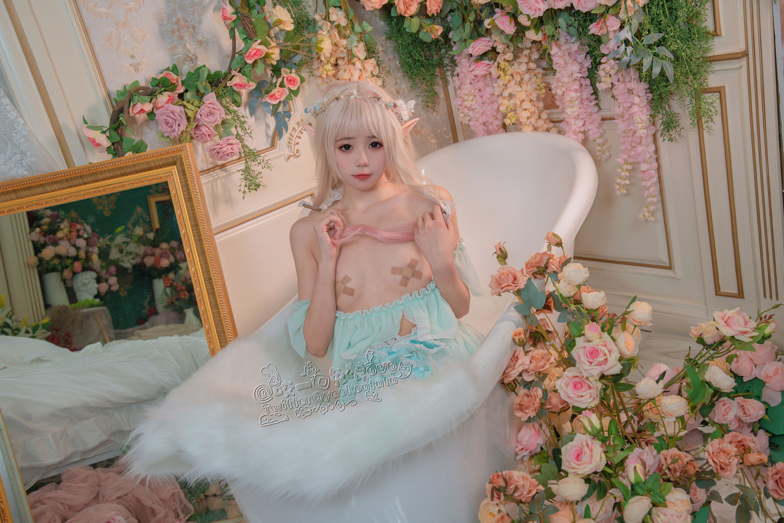 [福利COS] 咬一口兔娘 - 豌豆公主的秘密花房第13张