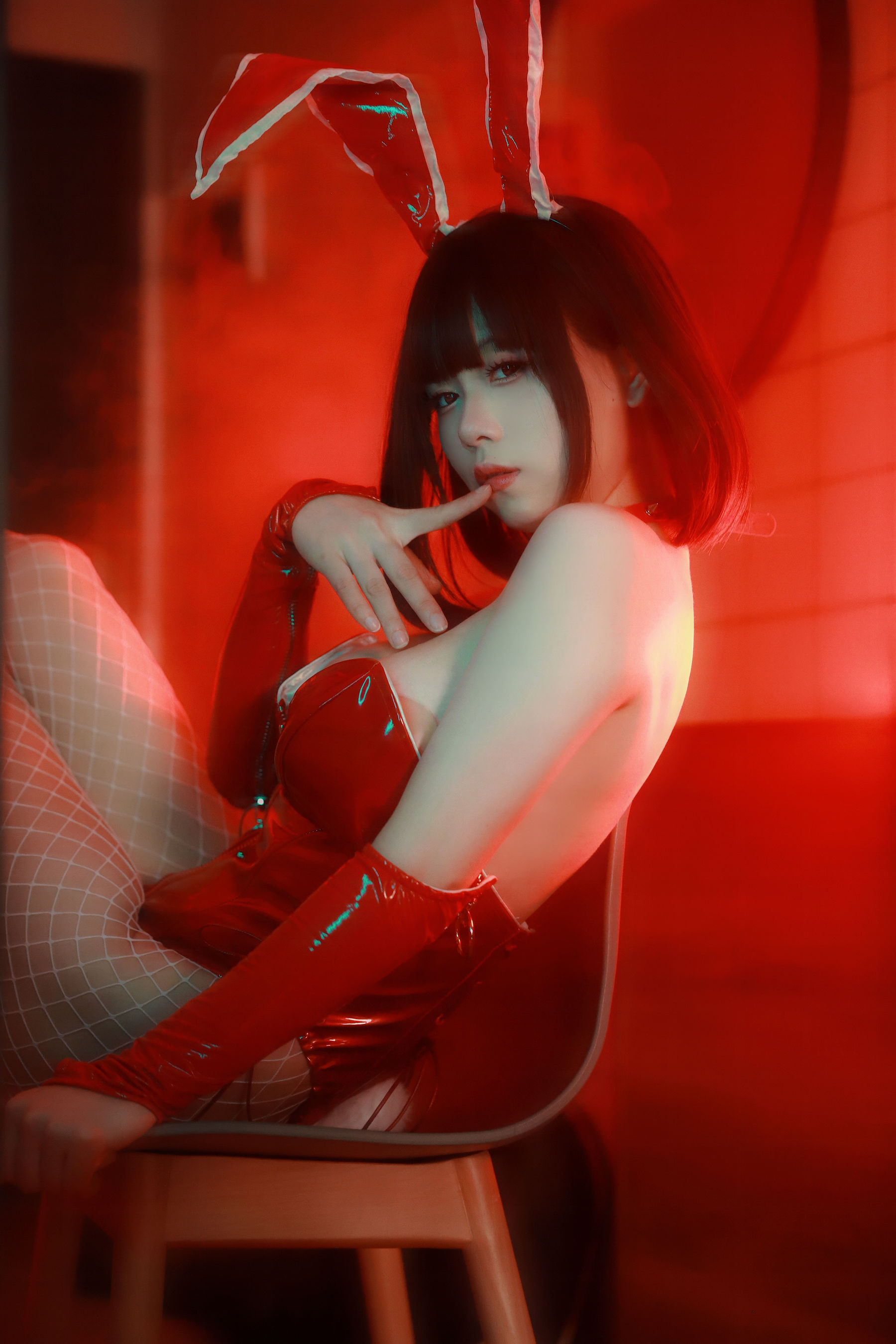 [福利COS] 末夜787 - 红色兔女郎第7张