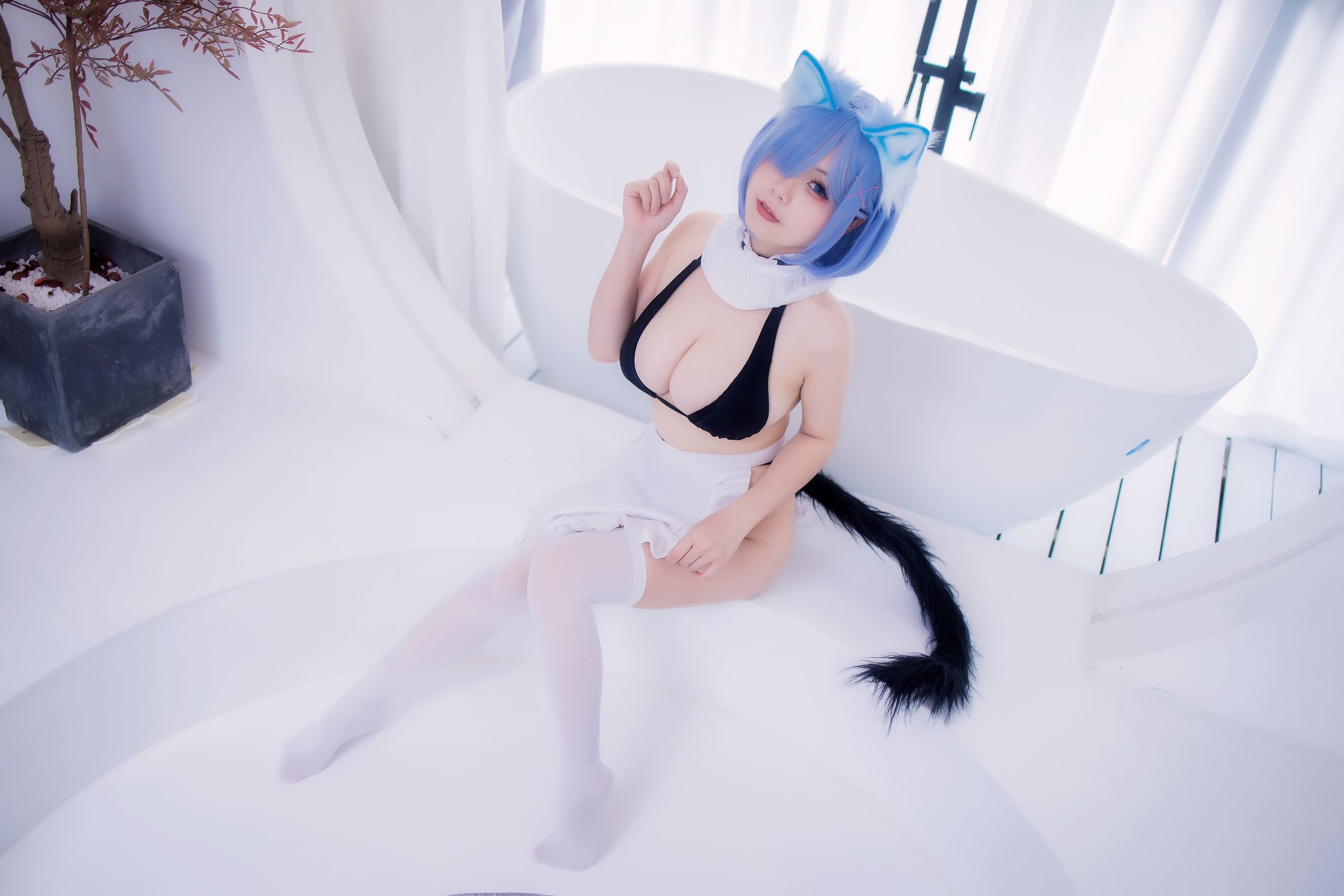 [福利COS] 末夜787 - 蕾姆女仆泳装第1张