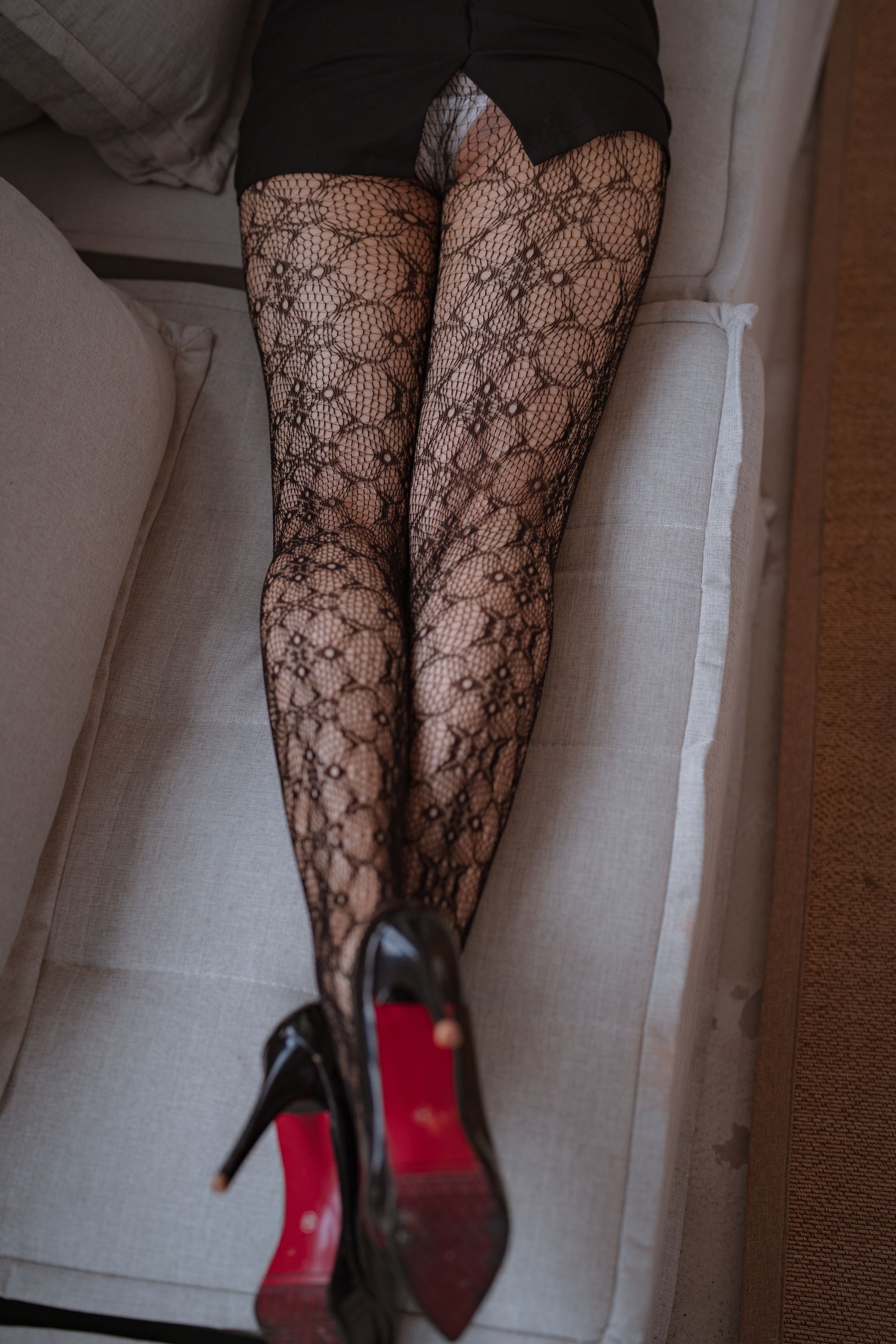 [福利COS] 轩萧学姐 - 提花裤袜第10张