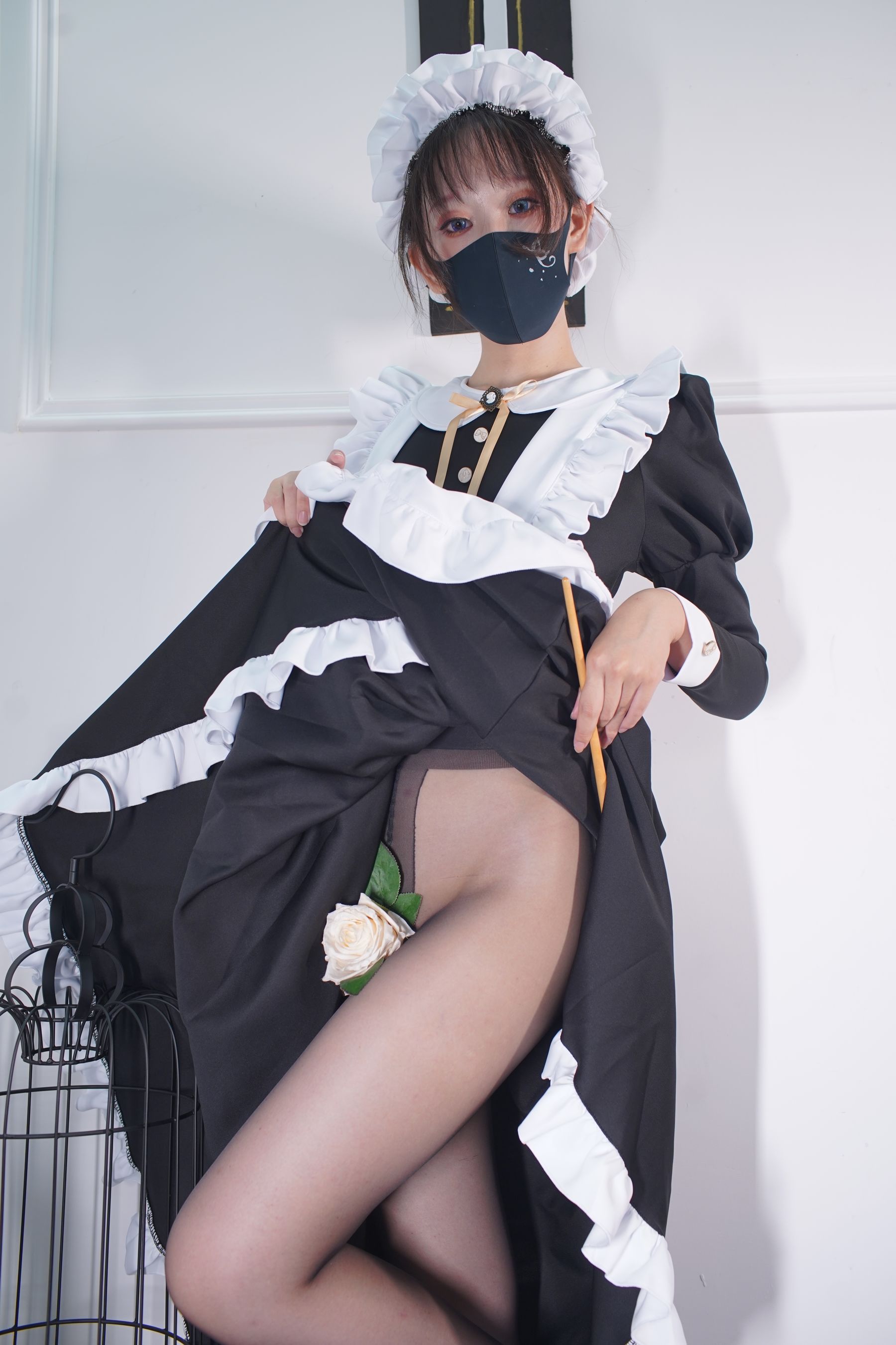 [福利COS] 茶籽ccz - 欧式女仆第19张