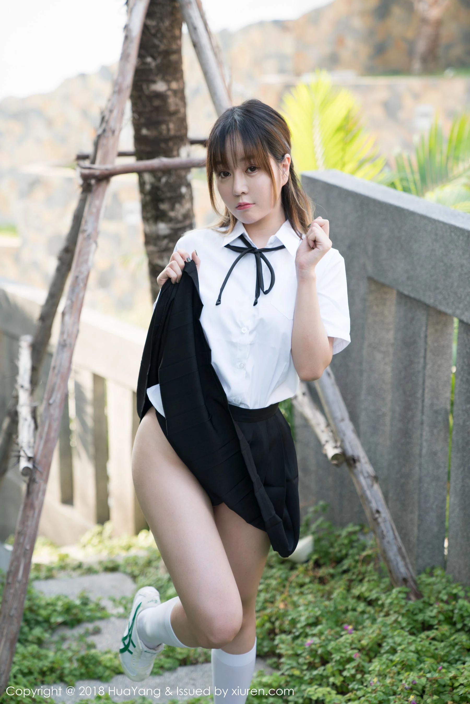  王雨纯/妮小妖《黑丝老师调教》 模特合集 花漾 Vol.048第11张