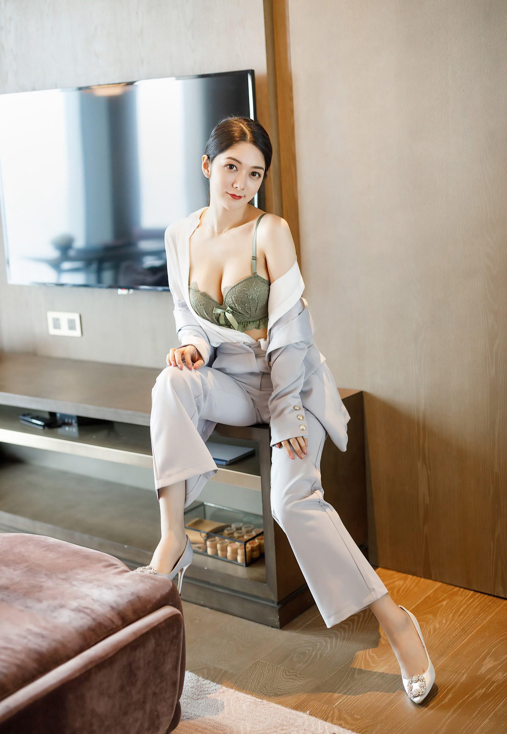 IMiss爱蜜社 Vol.483 Angela小热巴第13张