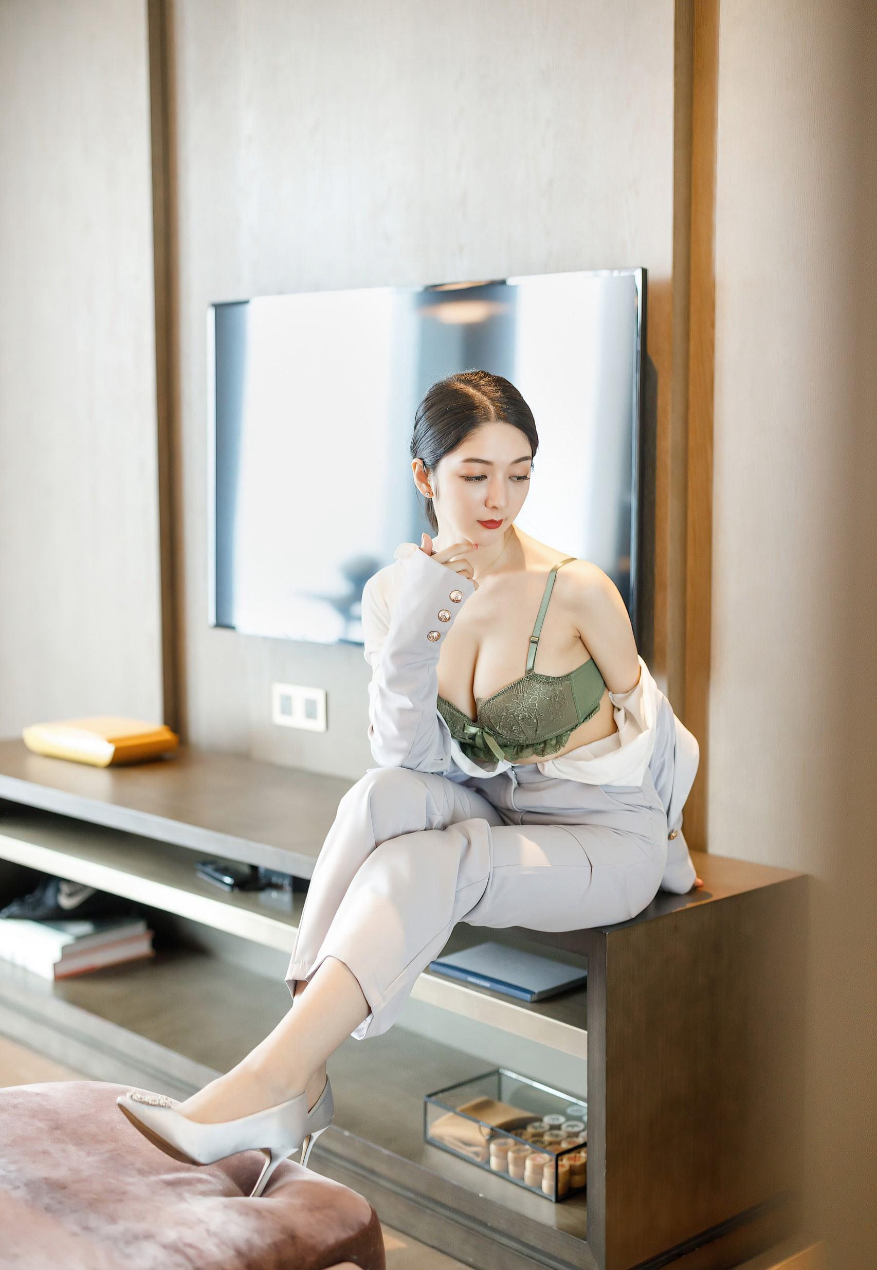 IMiss爱蜜社 Vol.483 Angela小热巴第12张