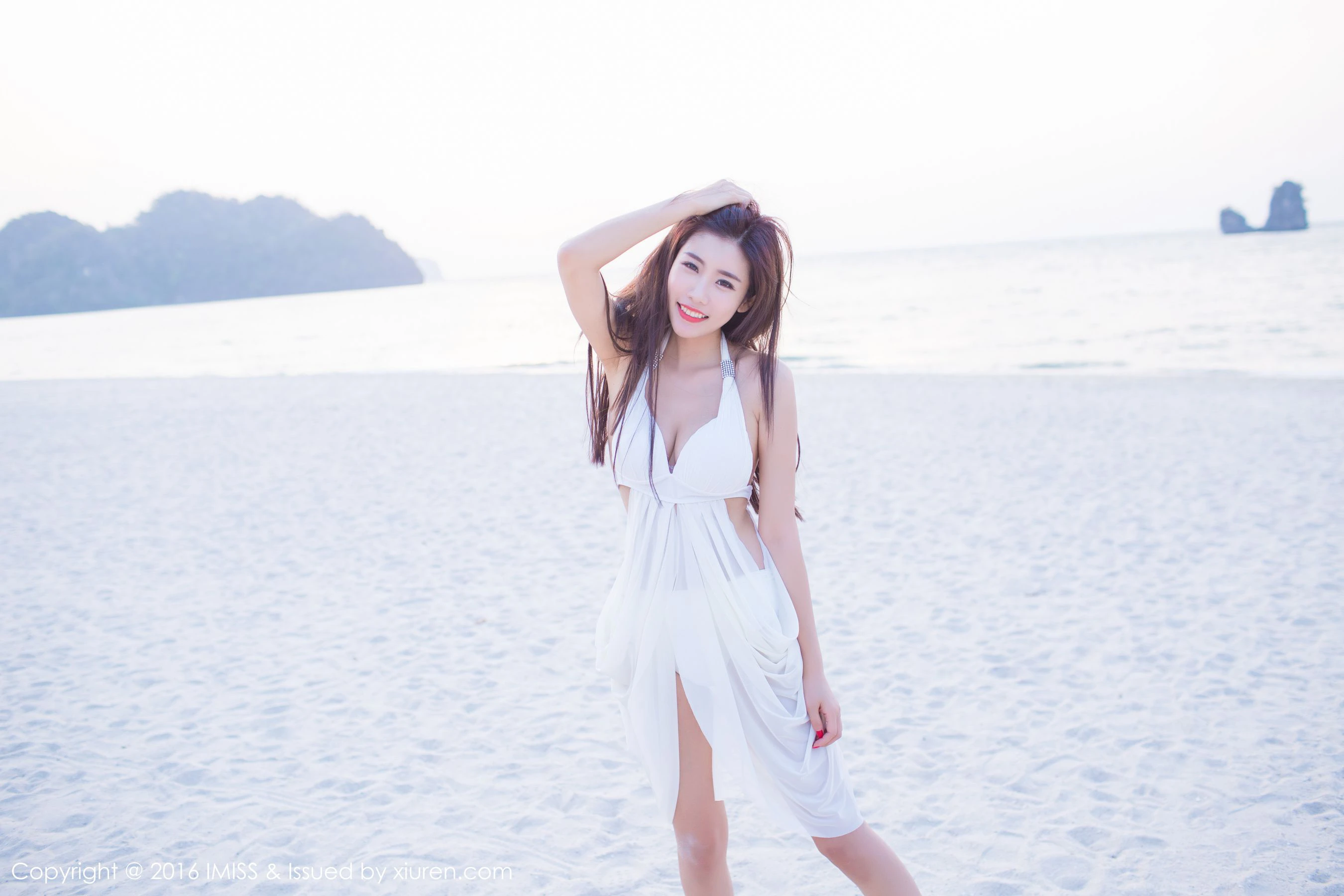 程小烦不烦《粉色装扮+白色裙子外拍》 爱蜜社IMiss Vol.086第10张