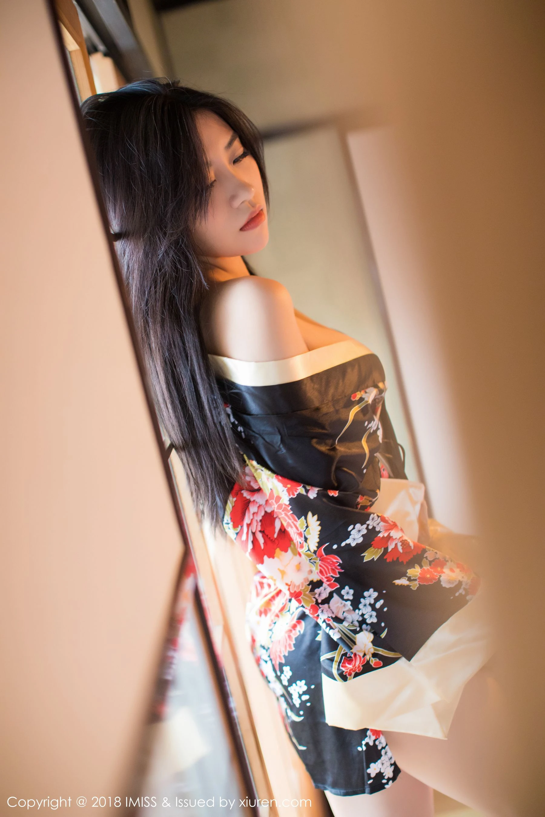 许诺Sabrina《北海道旅拍第三套》 爱蜜社IMiss Vol.254第10张