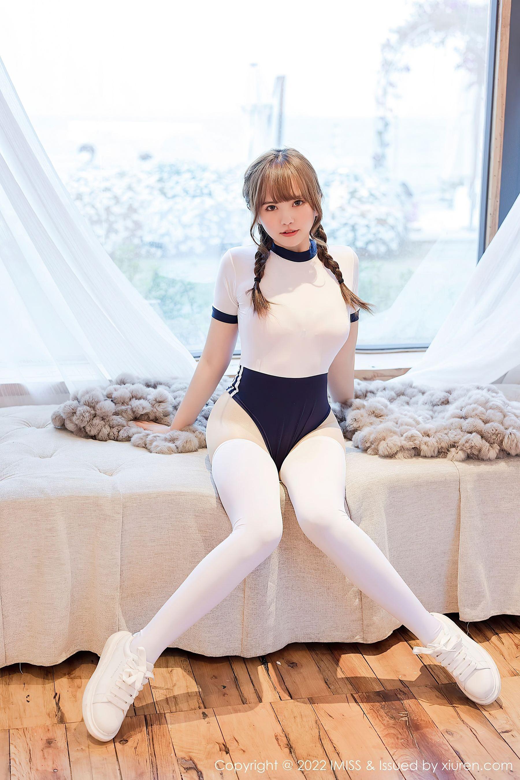  爱蜜社 VOL.681 张思允Nice 丝袜美臀第21张