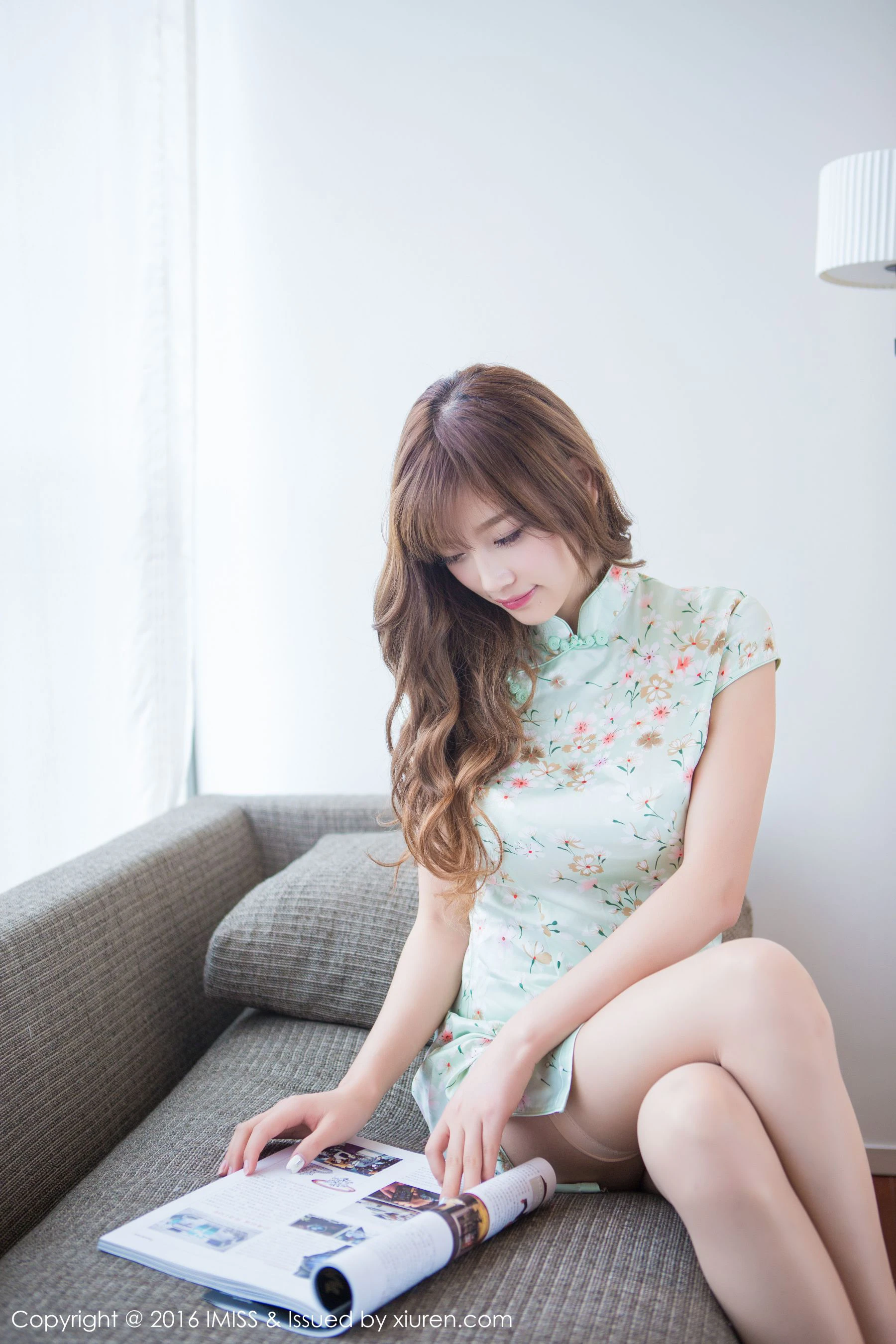 sugar小甜心CC《情趣内衣、韵味旗袍、丝袜美腿诱惑》 爱蜜社IMiss Vol.138第13张