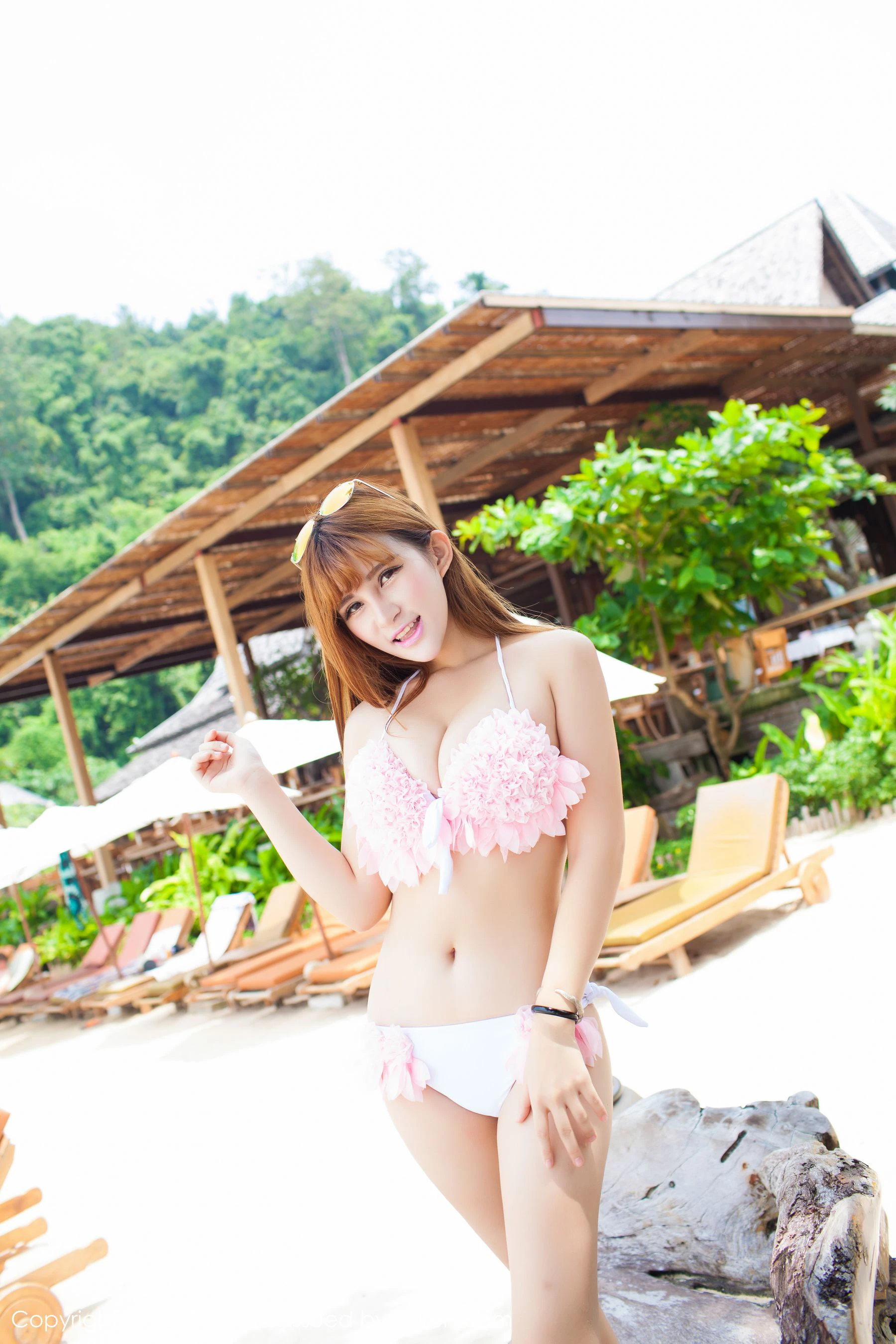 LalaBaby啦啦《泰国普吉岛旅拍》小清新比基尼 爱蜜社IMiss Vol.032第4张