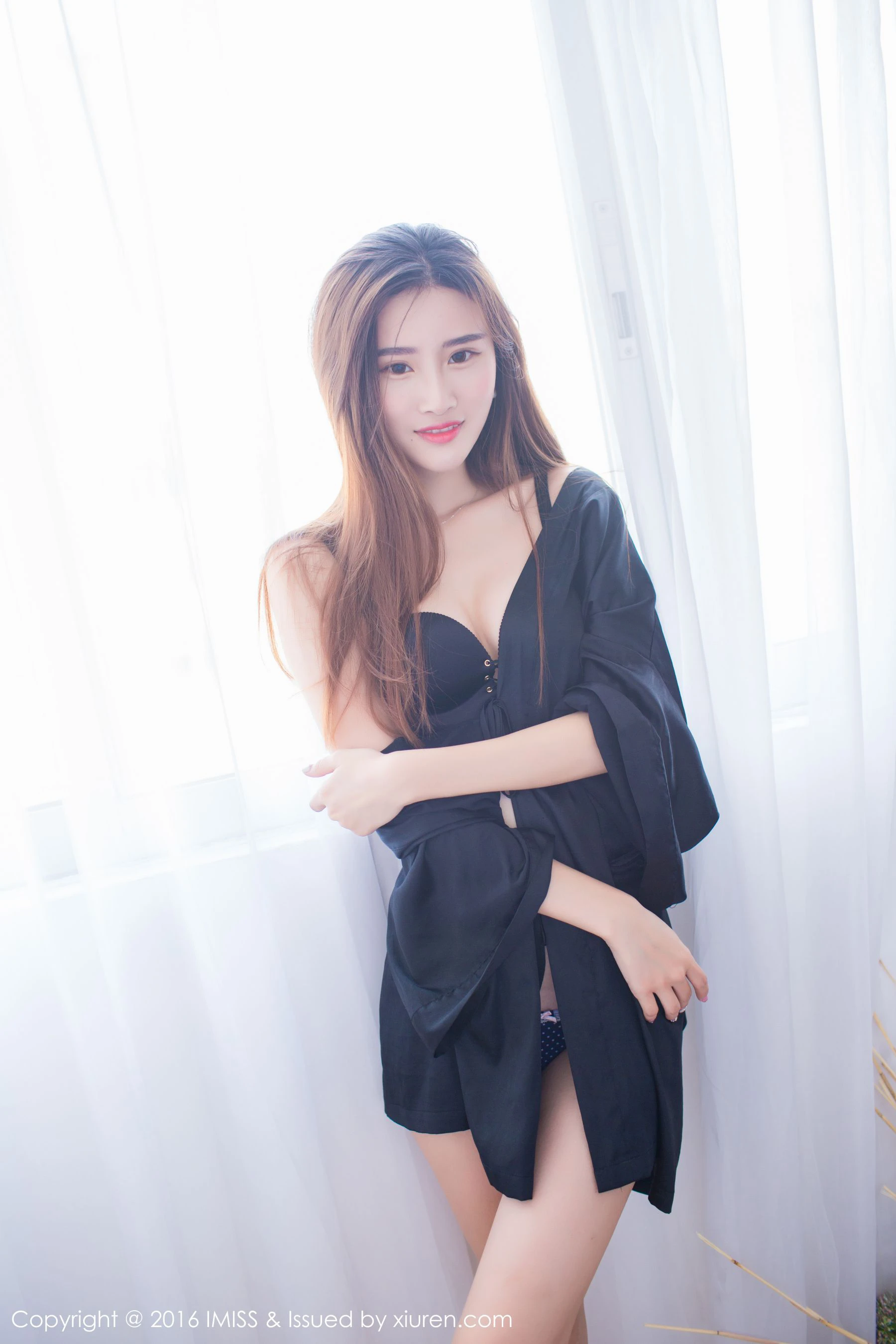 格格污巫《温文尔雅、小家碧玉型美女》 爱蜜社IMiss Vol.135第2张