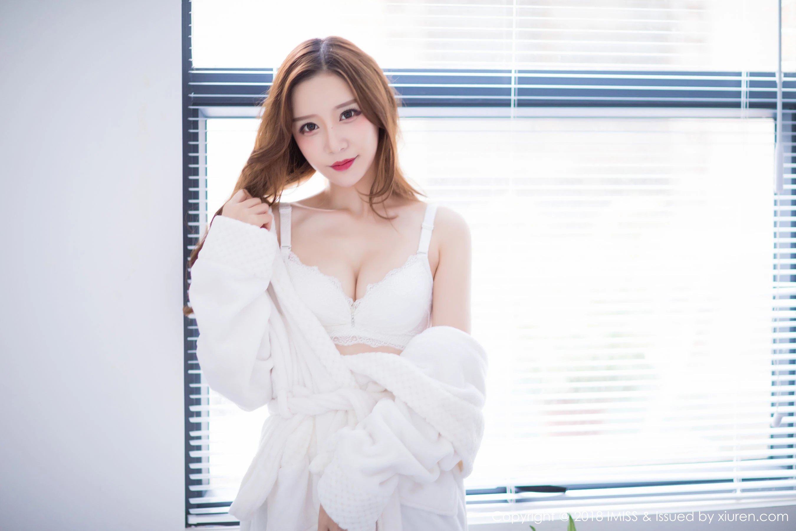 模特小琳《甜美新人》 爱蜜社IMiss Vol.233第12张