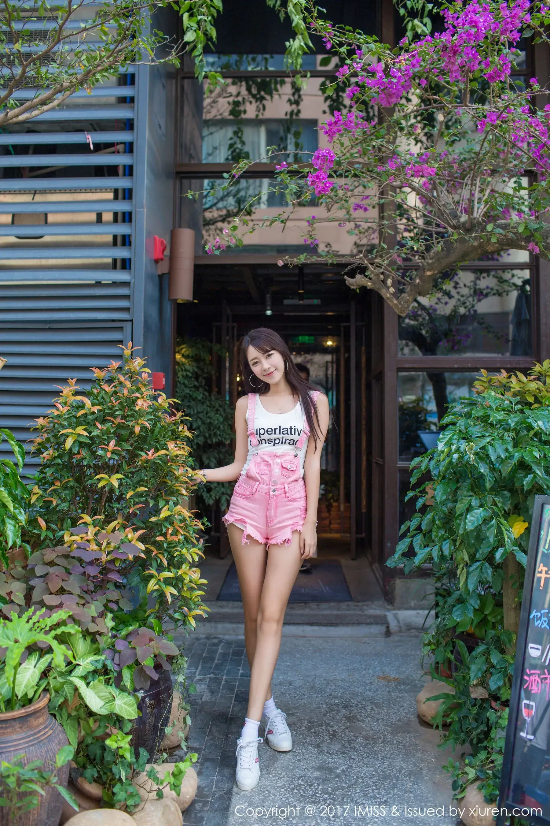 女神@王曼妮好Q街拍系列 爱蜜社 VOL.163第7张