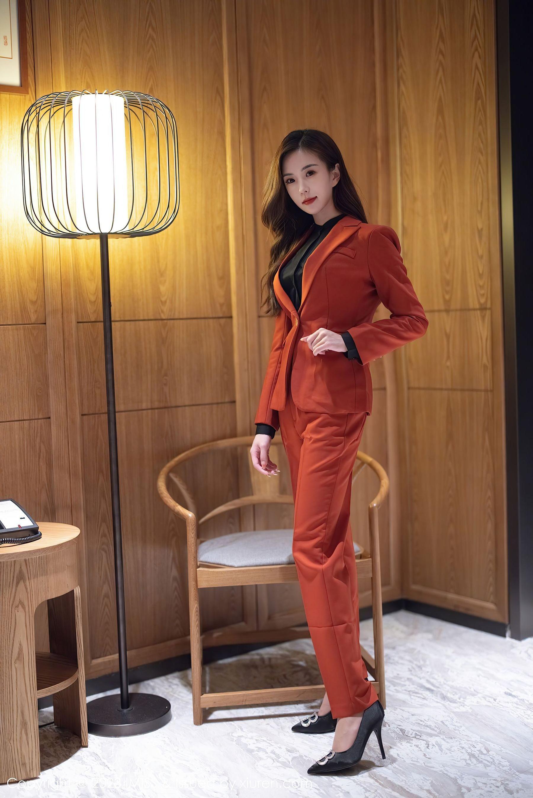 爱蜜社 VOL.717 杨紫嫣candy 制服美腿第19张