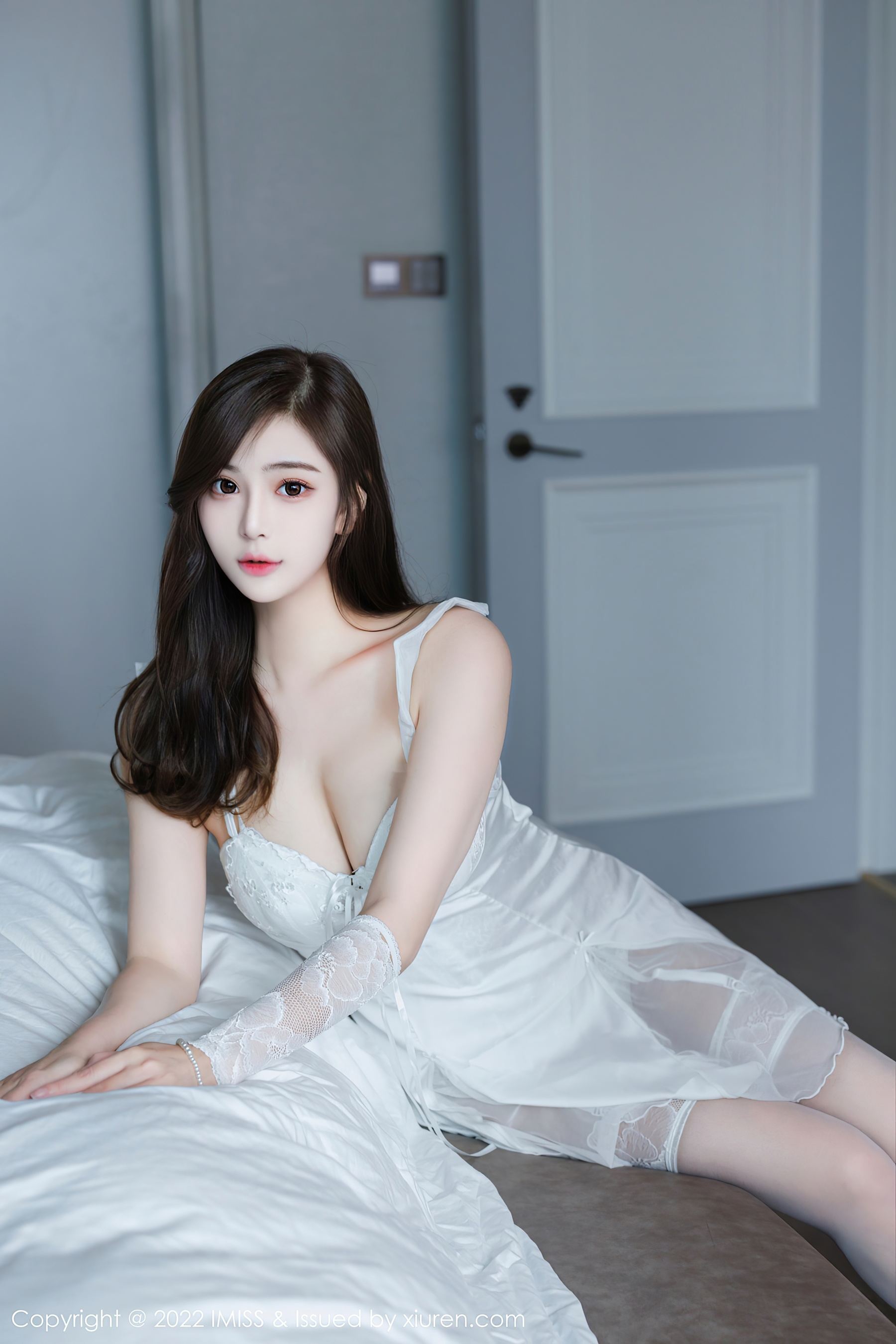 爱蜜社 VOL.696 Lavinia肉肉第3张