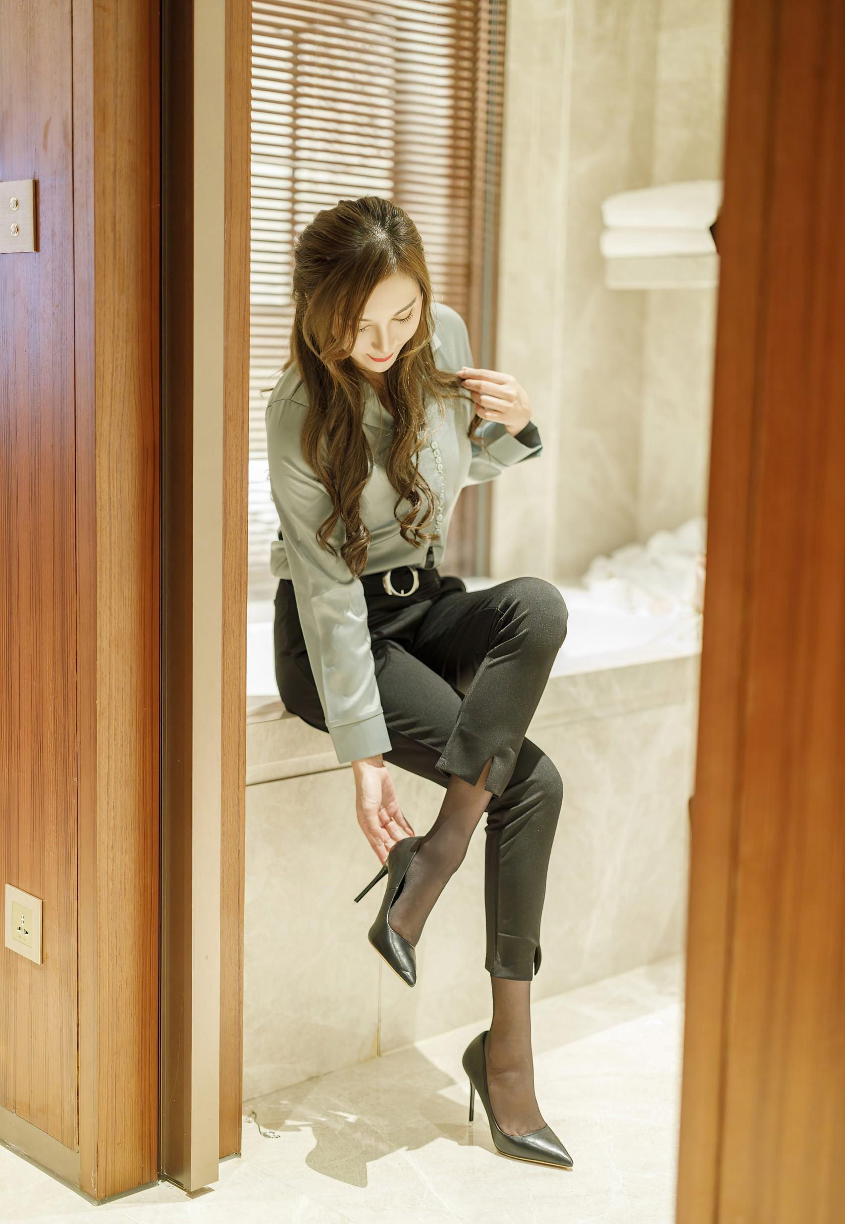 IMiss爱蜜社 Vol.492 Lavinia肉肉第14张