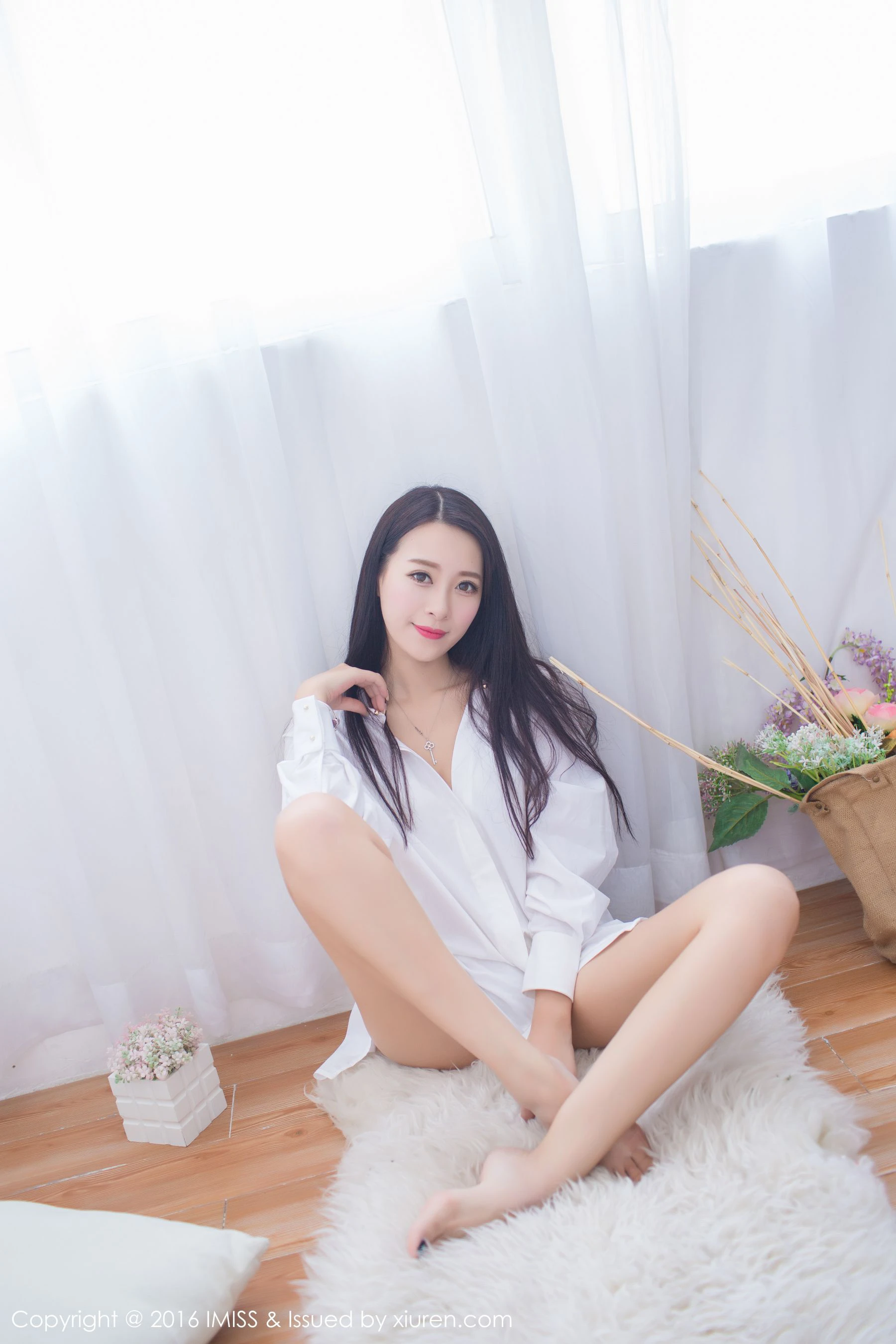 王曼妮好Q《性感睡衣+白衬衫系列》 爱蜜社IMiss Vol.137第5张