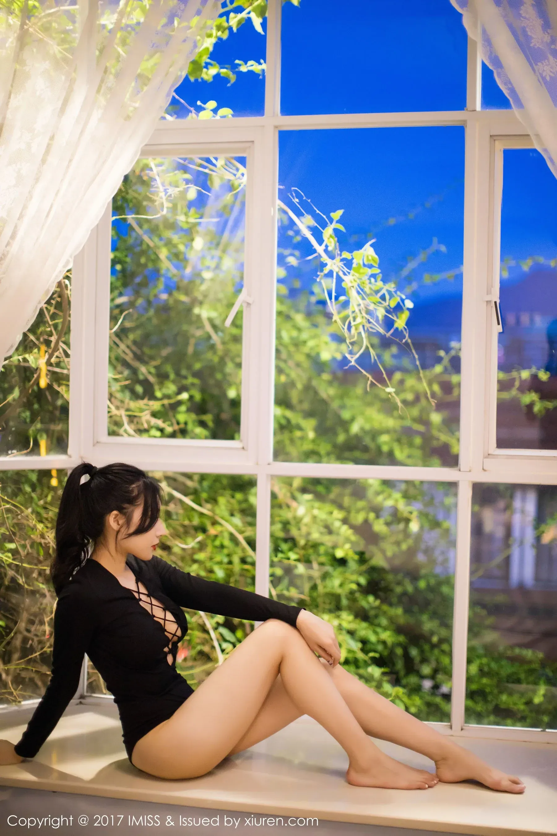 小狐狸Sica《黑色私房性感美腿》 爱蜜社IMiss VOL.194第1张