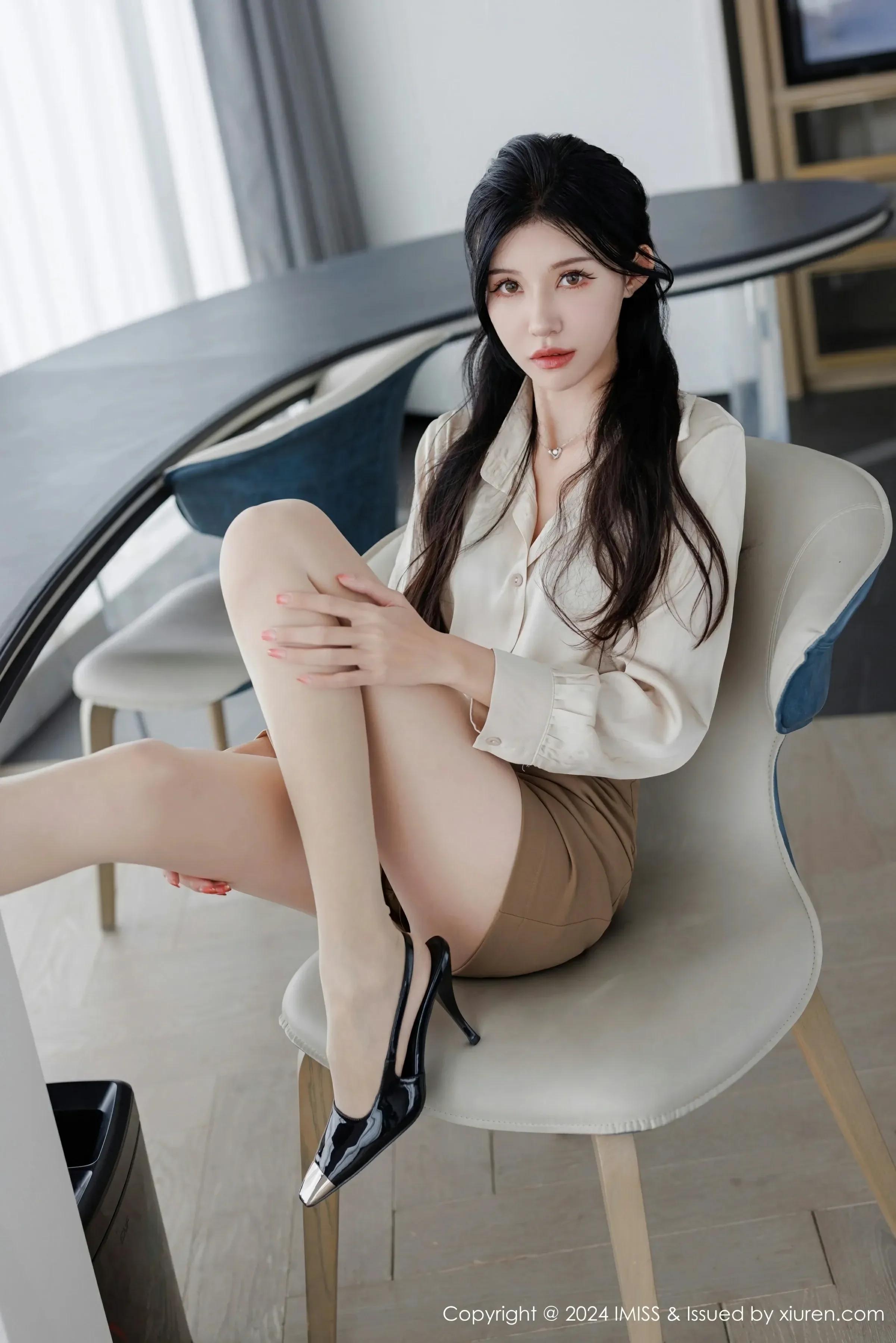  爱蜜社 VOL.767 泥鳅鳅 [44P]第6张