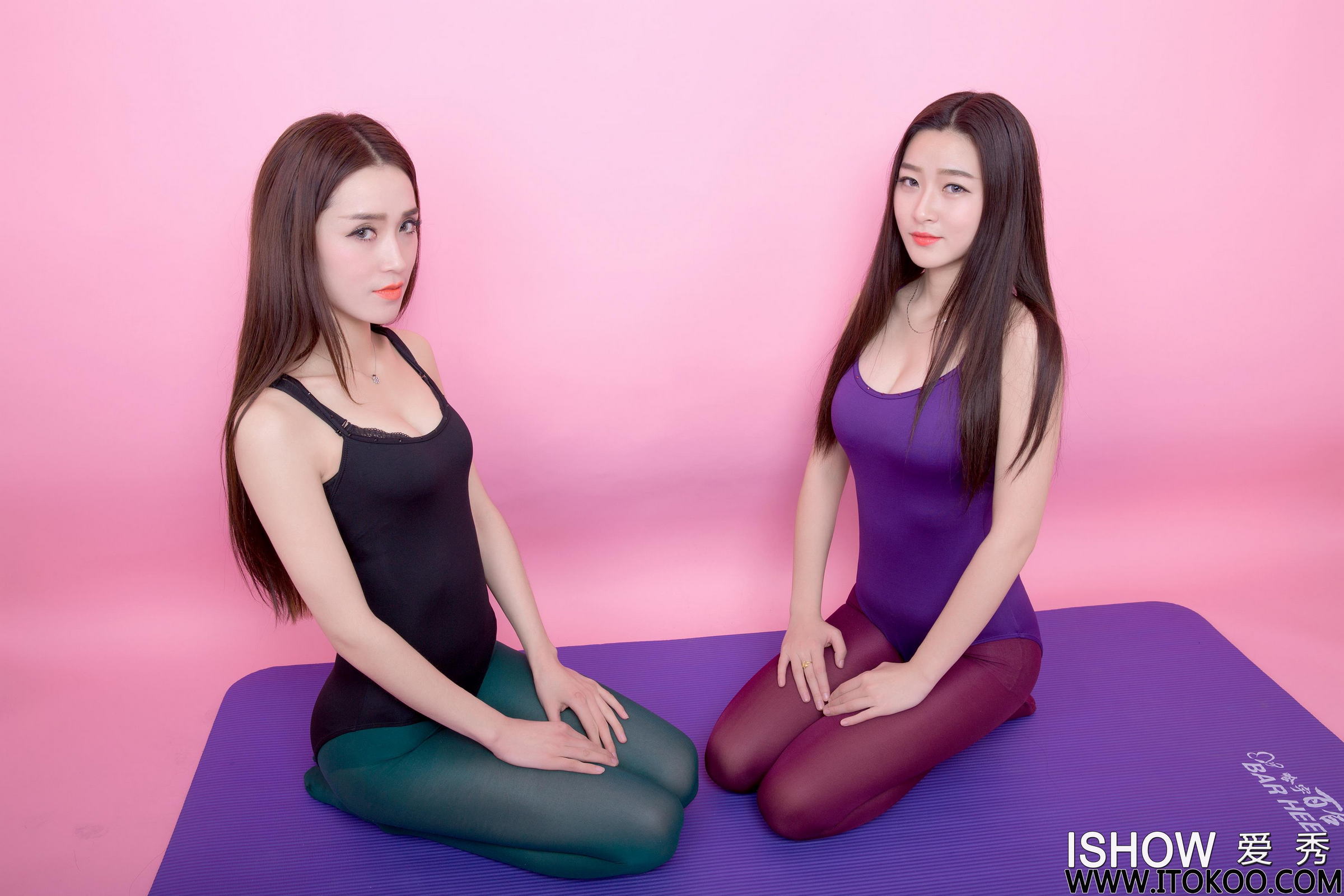 [ISHOW爱秀]吊带连体运动内衣美女Model 小汝Ruby ＆ 小煜CC 连身丝袜美腿性感写真 2016-02-01 No.028第10张