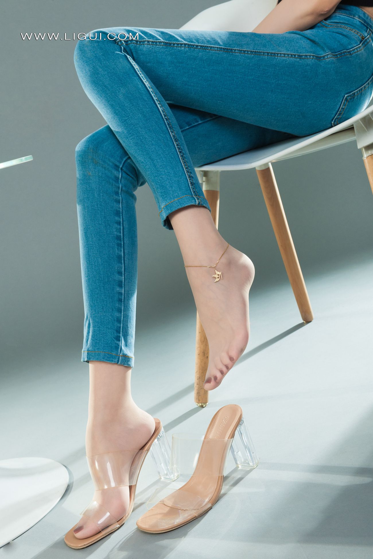 [Ligui丽柜]2022.02.25 《潮妹纤莲》兔子第1张