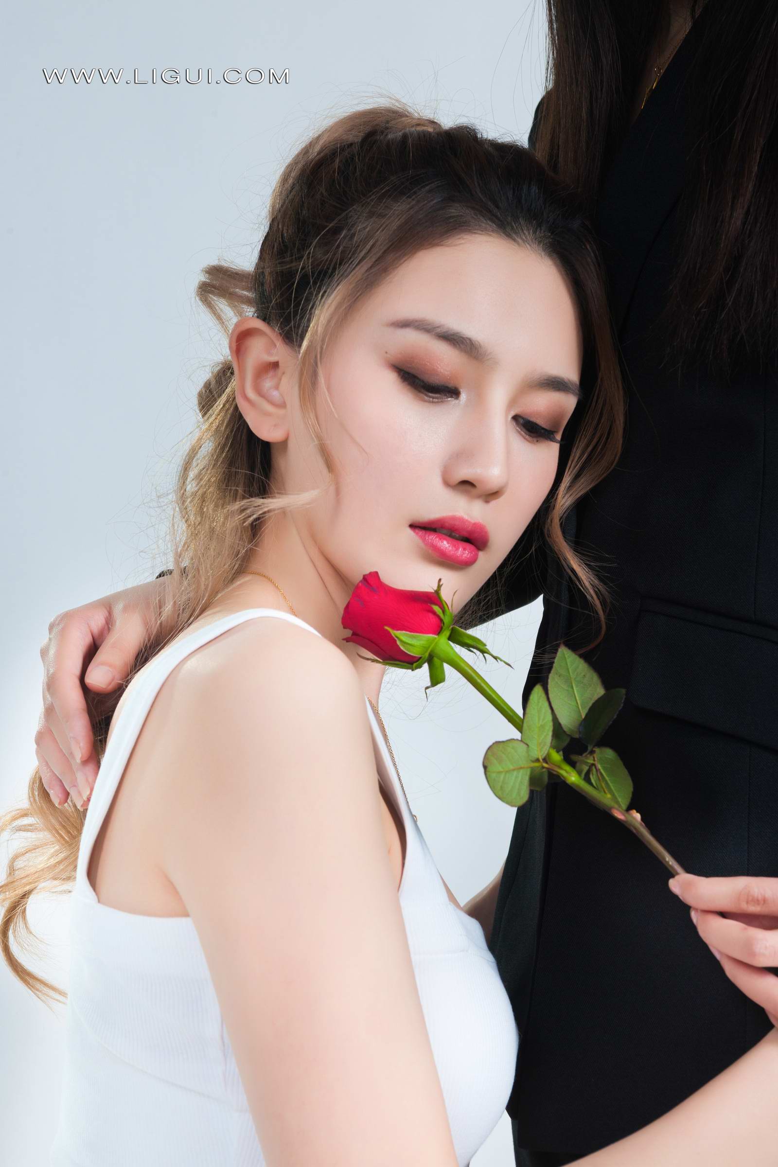 Ligui丽柜 2022.02.11 《双生花-情人之吻》甜甜&钟情第4张