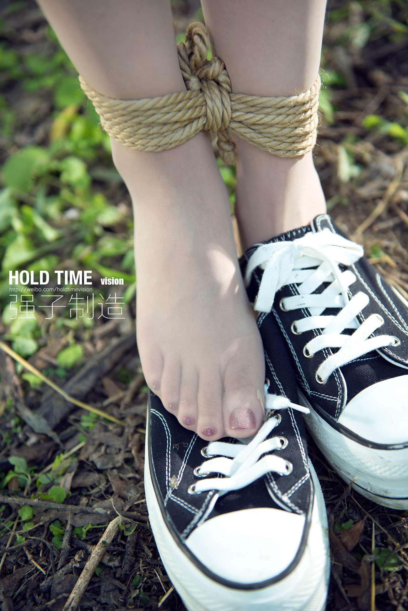 [Ligui丽柜]2022.03.10 《紧缚-密林深处》玉儿第1张