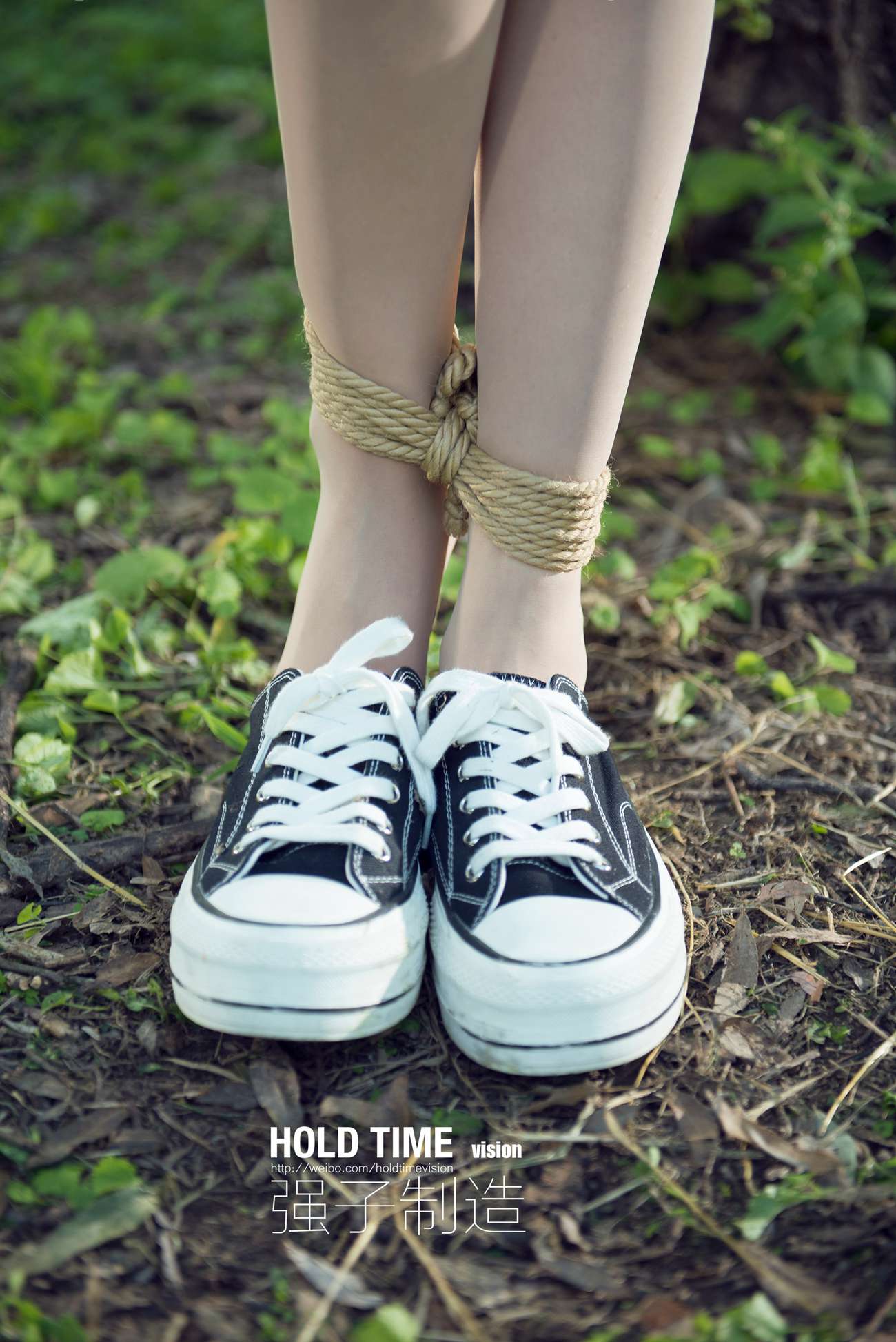 [Ligui丽柜]2022.03.10 《紧缚-密林深处》玉儿第1张