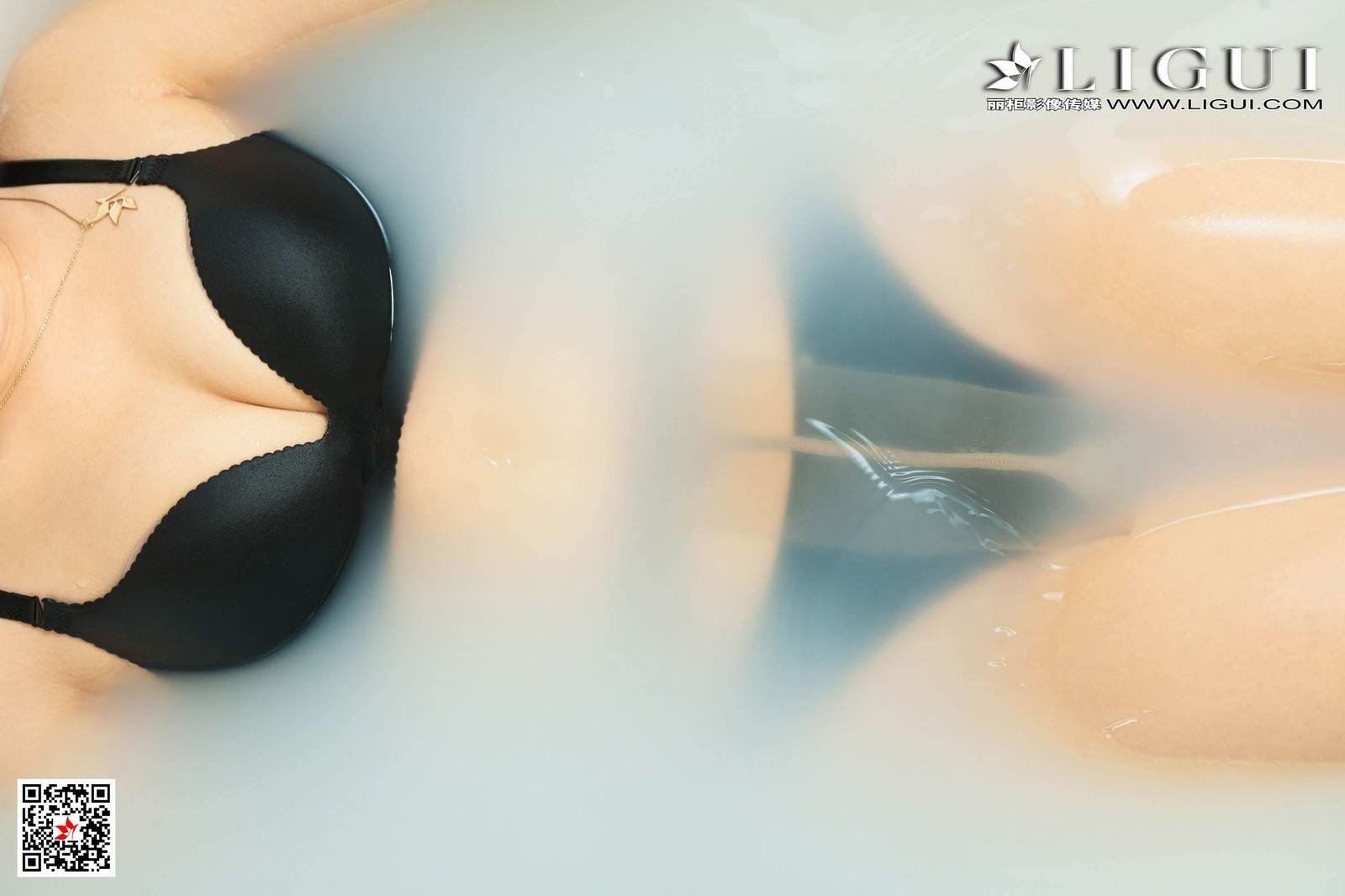 Ligui丽柜 2020.05.27《香浴名莲》潘潘第7张