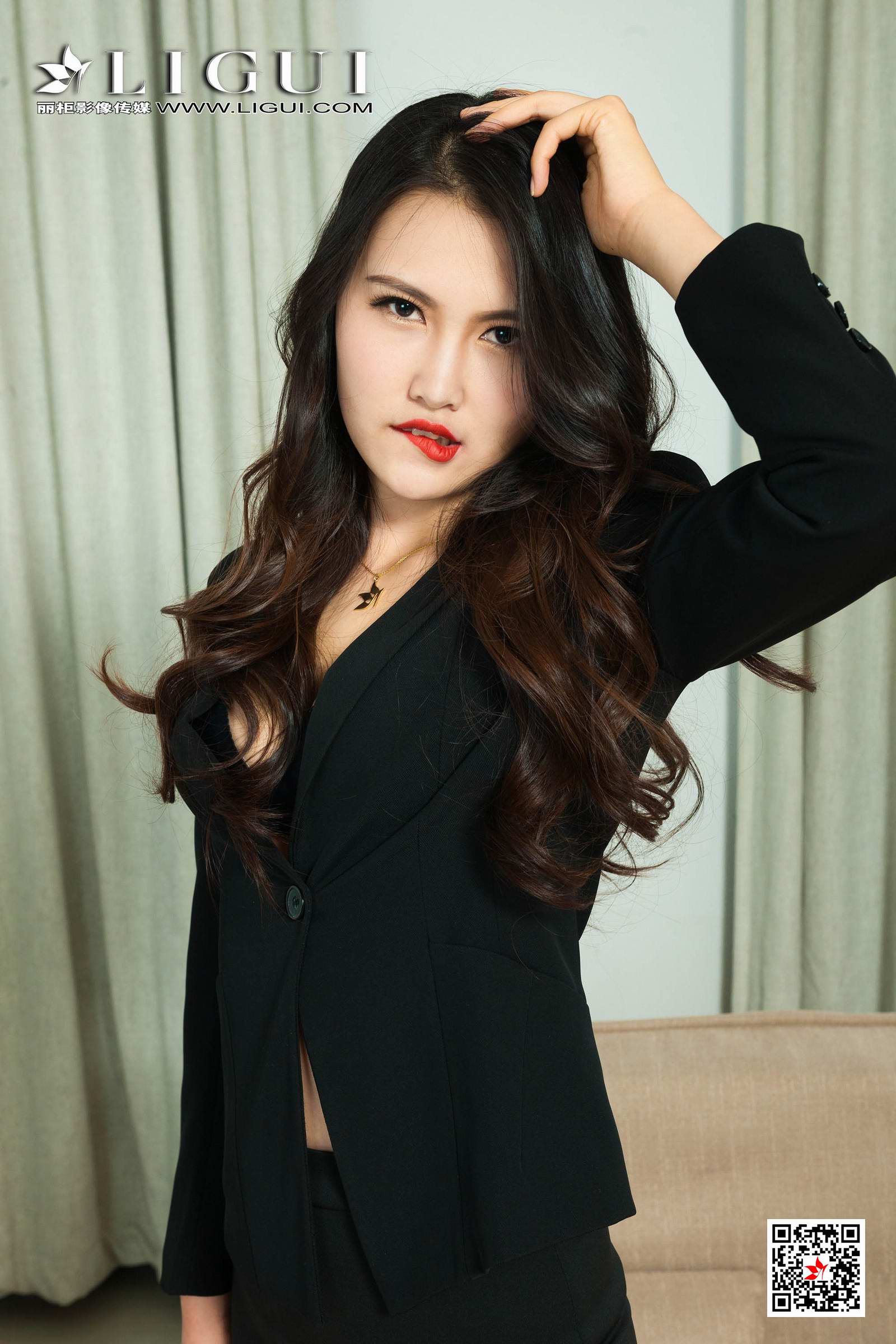 Ligui丽柜  2020.06.16《黑丝欲销魂》安安第1张