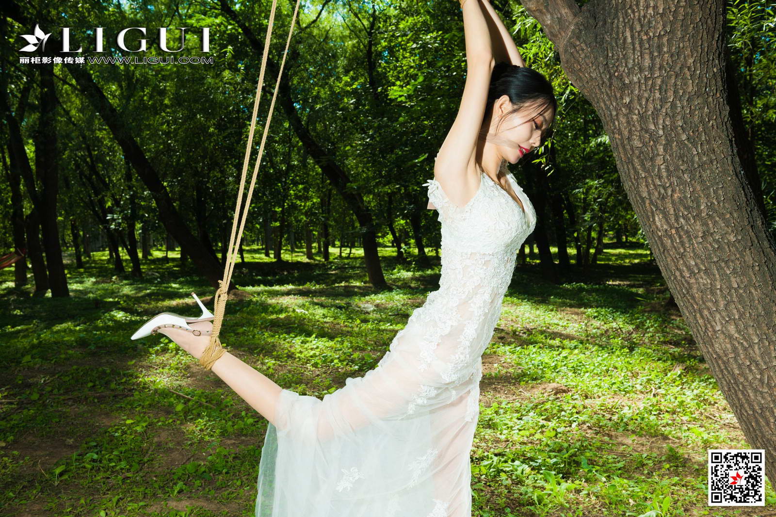 Ligui丽柜 2020.10.16《郊野无助的挣扎》白雪第1张