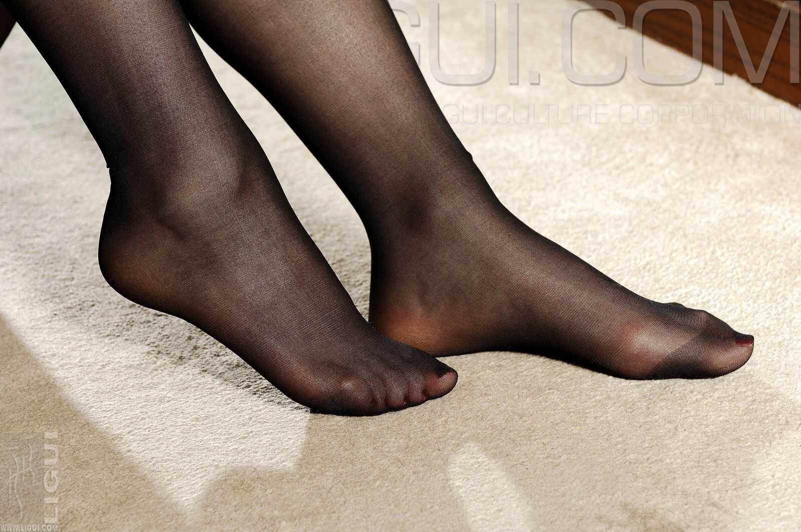 [丽柜LiGui] Model 慕子《蓝色精灵》丝足写真图片第1张