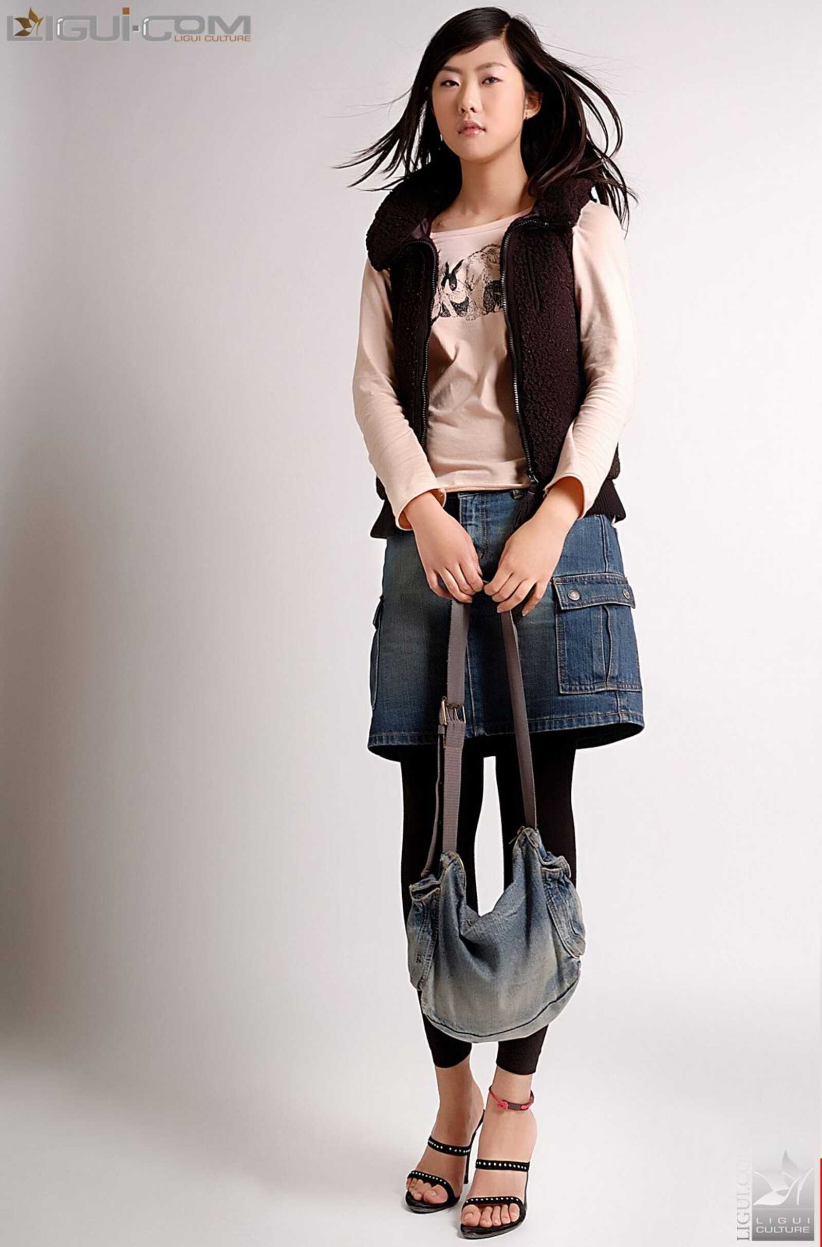 Model 张迪《牛仔短裙玩飘逸》 [丽柜LiGui] 美腿玉第5张