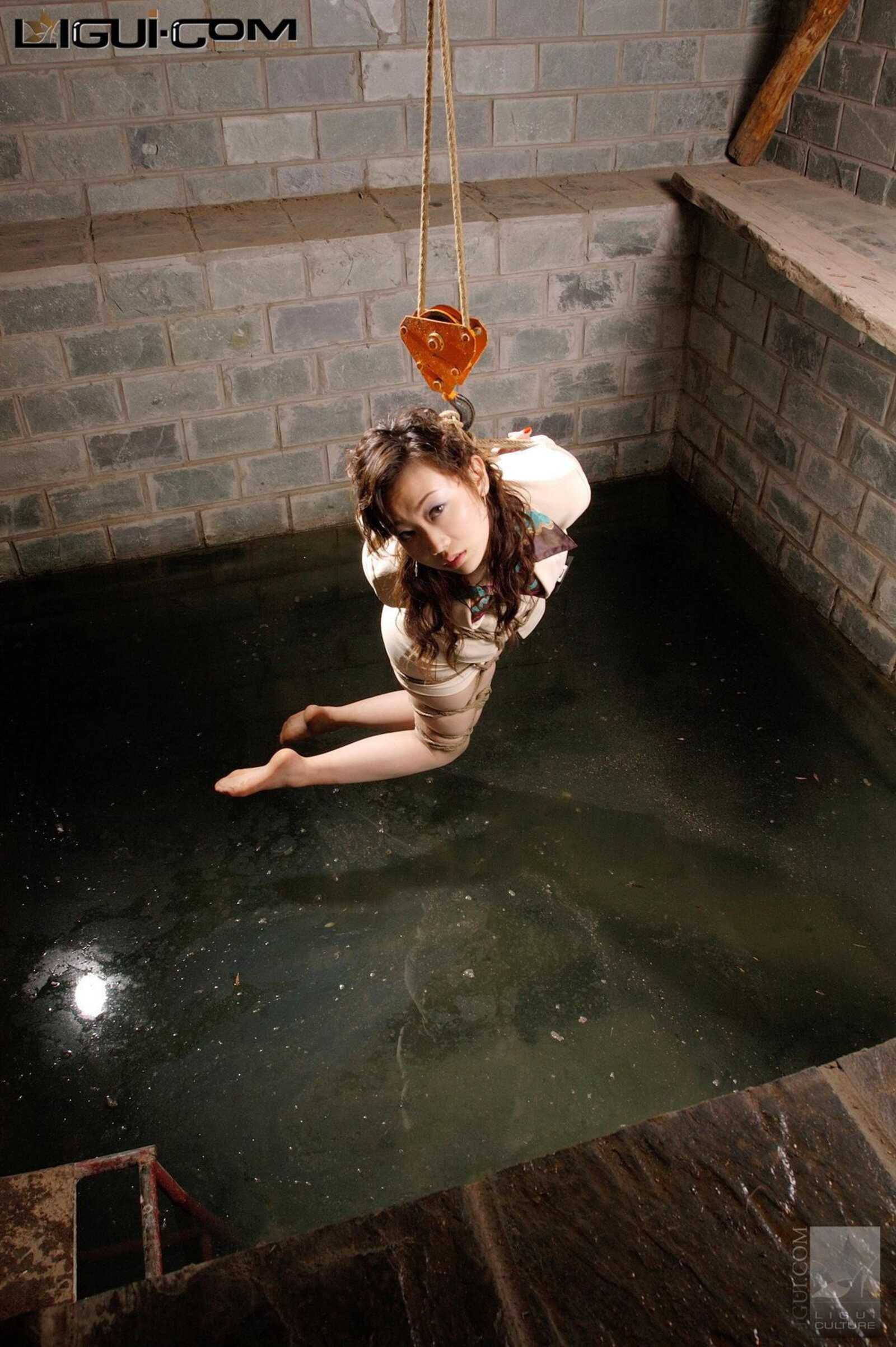 Model 露露《空中吊人捆绑》 [丽柜美束LiGui]  丝足第8张