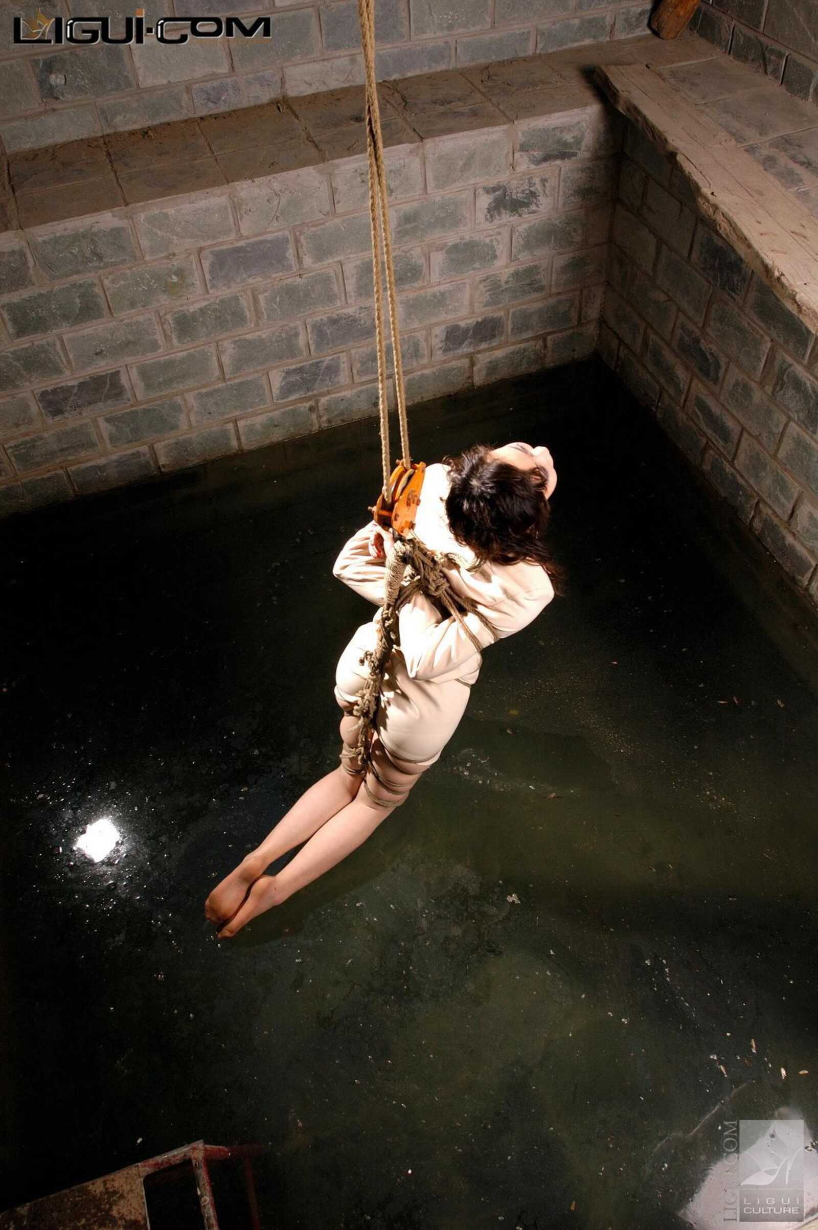 Model 露露《空中吊人捆绑》 [丽柜美束LiGui]  丝足第7张