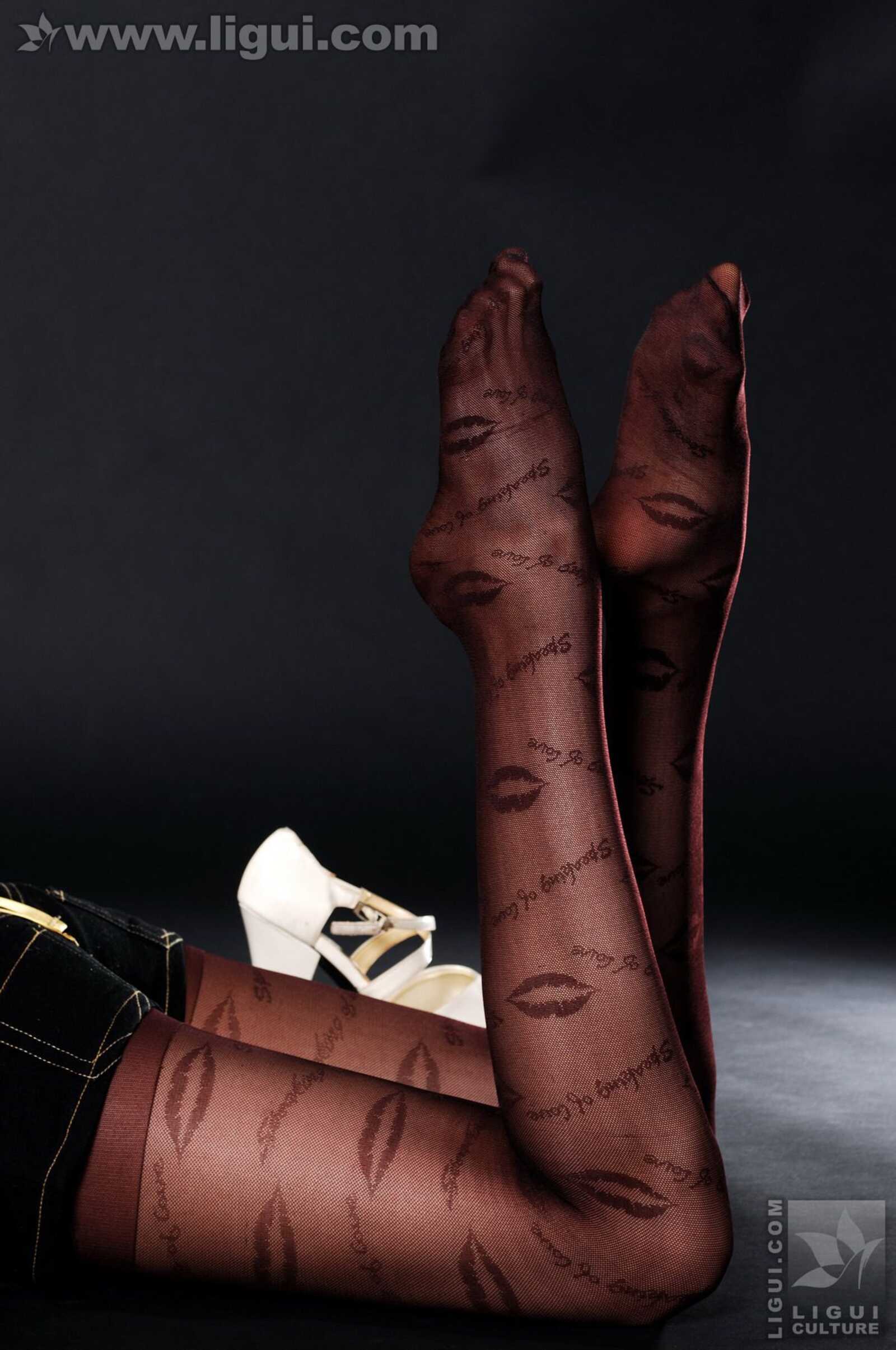 Model 孙跃《性感迷人的丝袜》 [丽柜LiGui] 美腿玉第5张