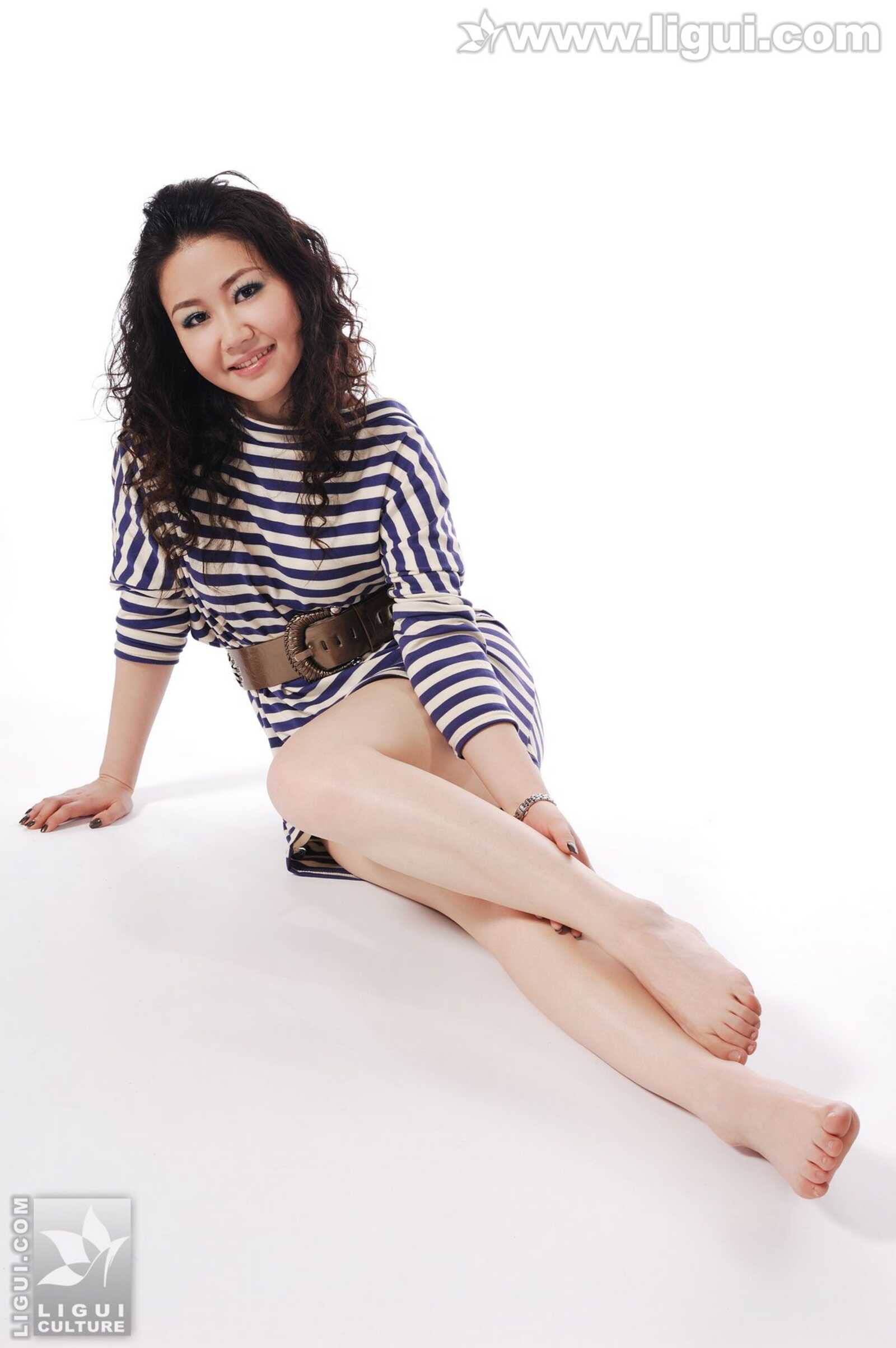 Model 王迪《顽皮的小公主》 [丽柜LiGui] 美腿玉足第1张