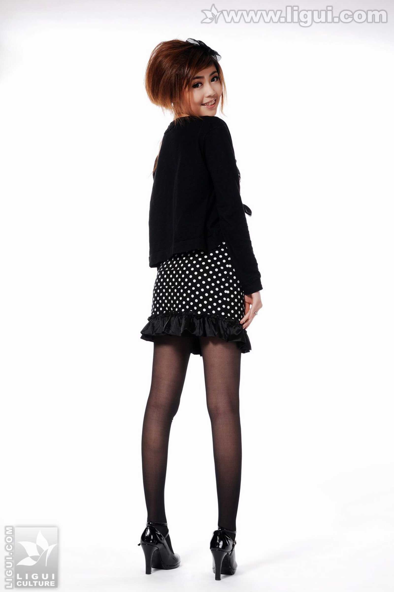 Model 张凤娇《简单高跟美足秀》 [丽柜LiGui] 美腿第9张