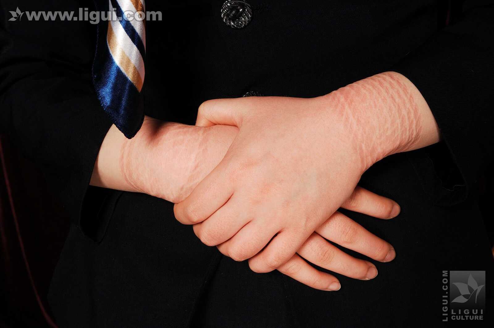 Model 幕子《环环相扣女王沦为阶下囚！》 [丽柜美第16张