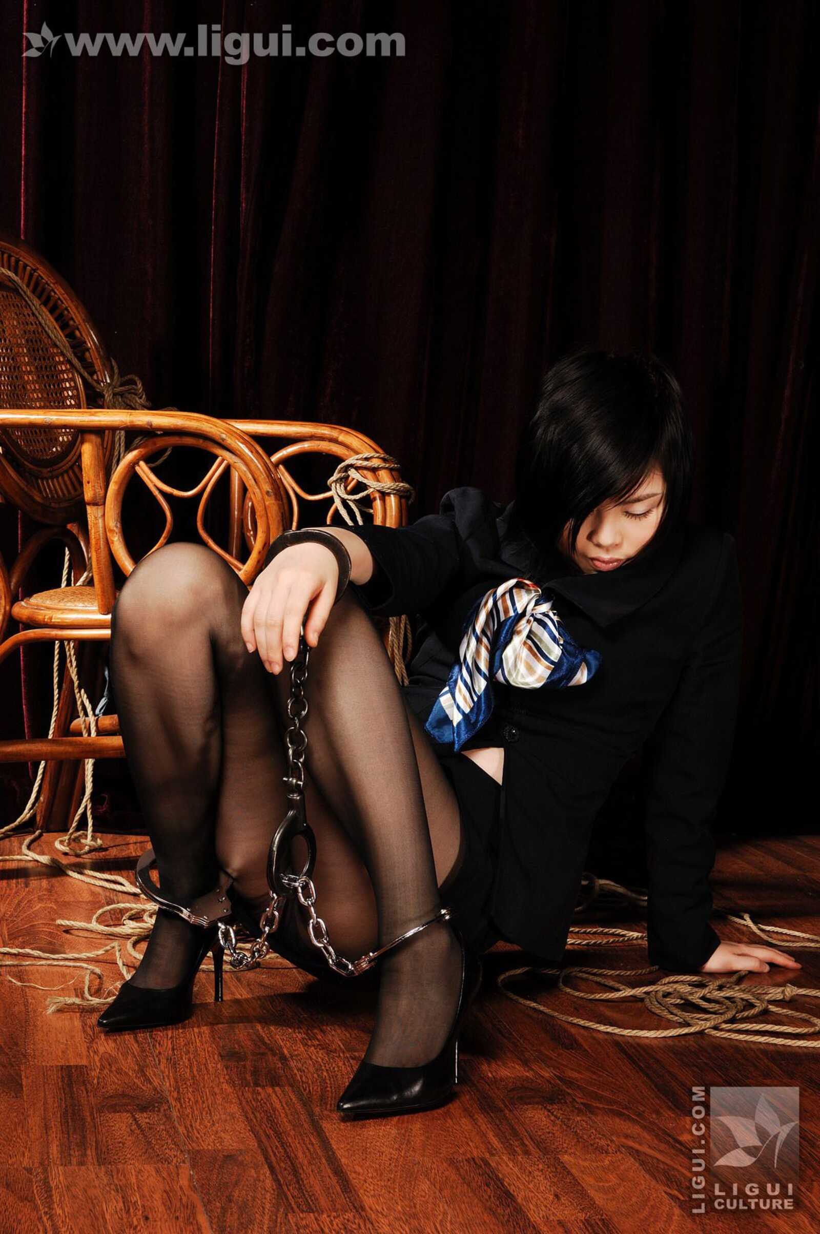 Model 幕子《环环相扣女王沦为阶下囚！》 [丽柜美第5张