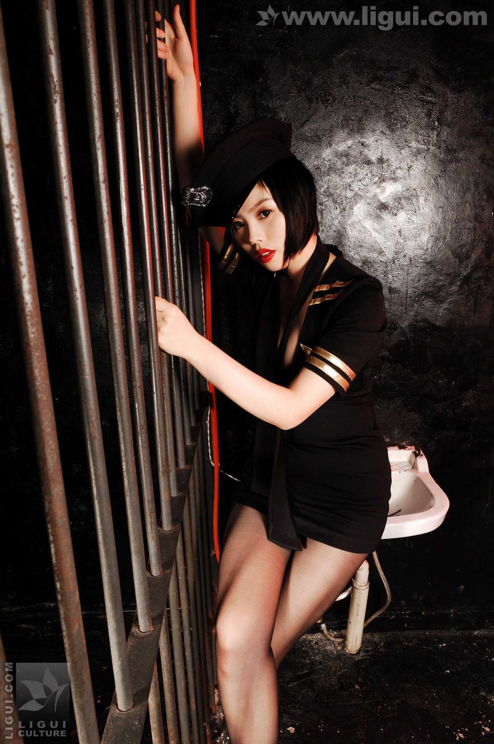 Model 幕子《霸道女王妩媚黑色》 [丽柜LiGui] 丝袜第5张