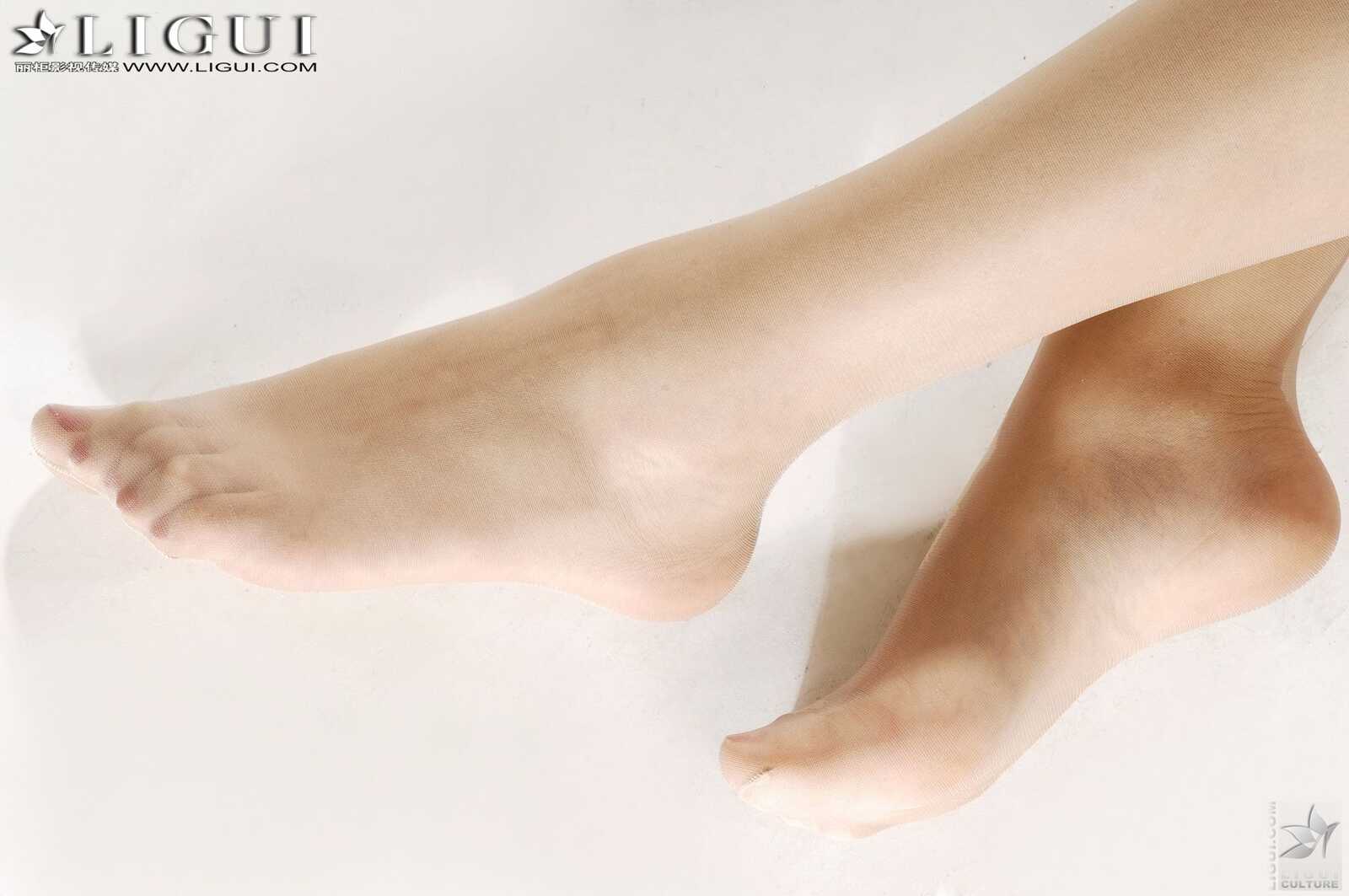 Model 文静《奢华的背景,高贵的气质》 [丽柜Li第3张