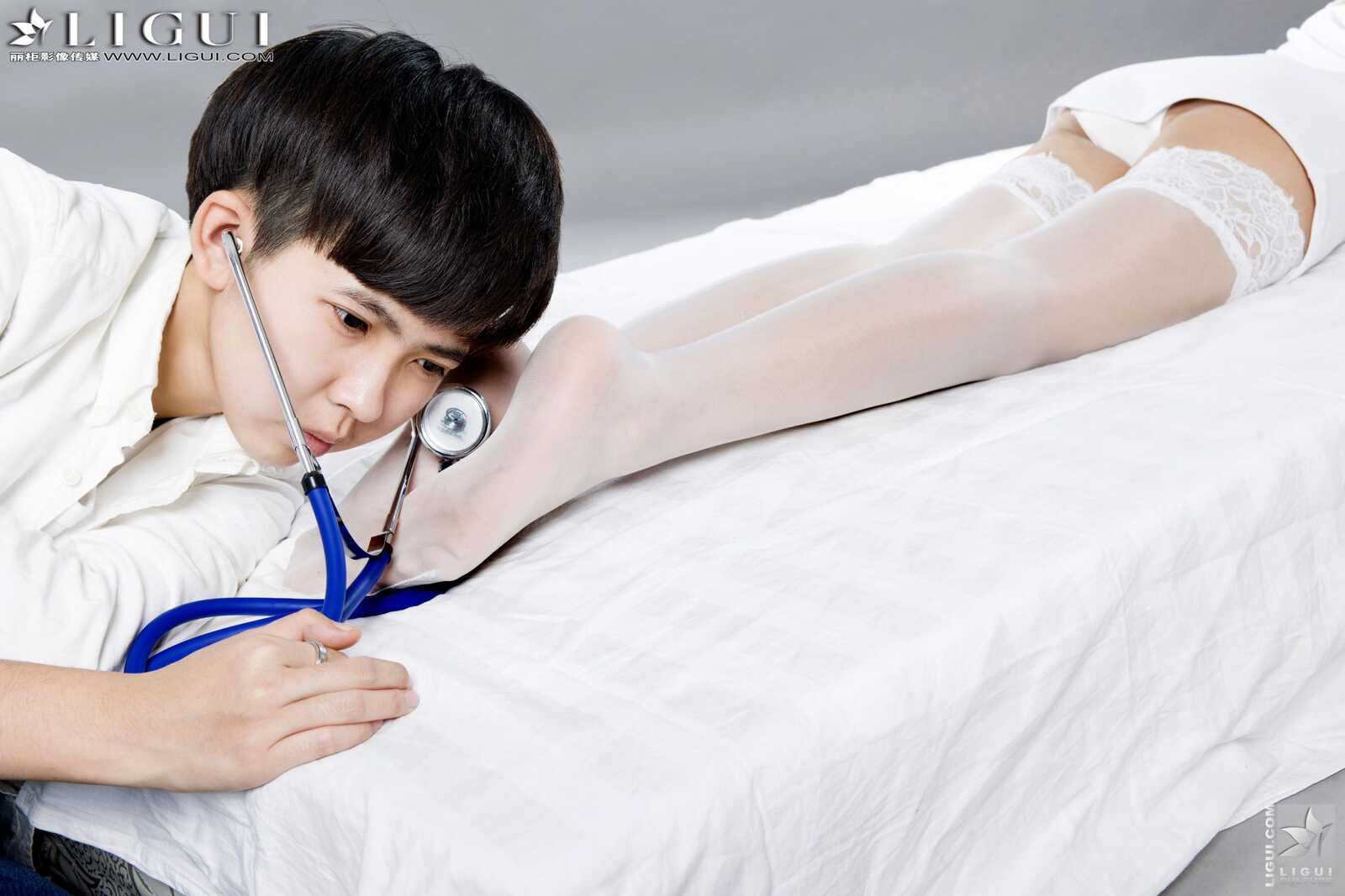 [丽柜贵足LiGui] Model 司琪《白丝护士》美腿丝足写第6张