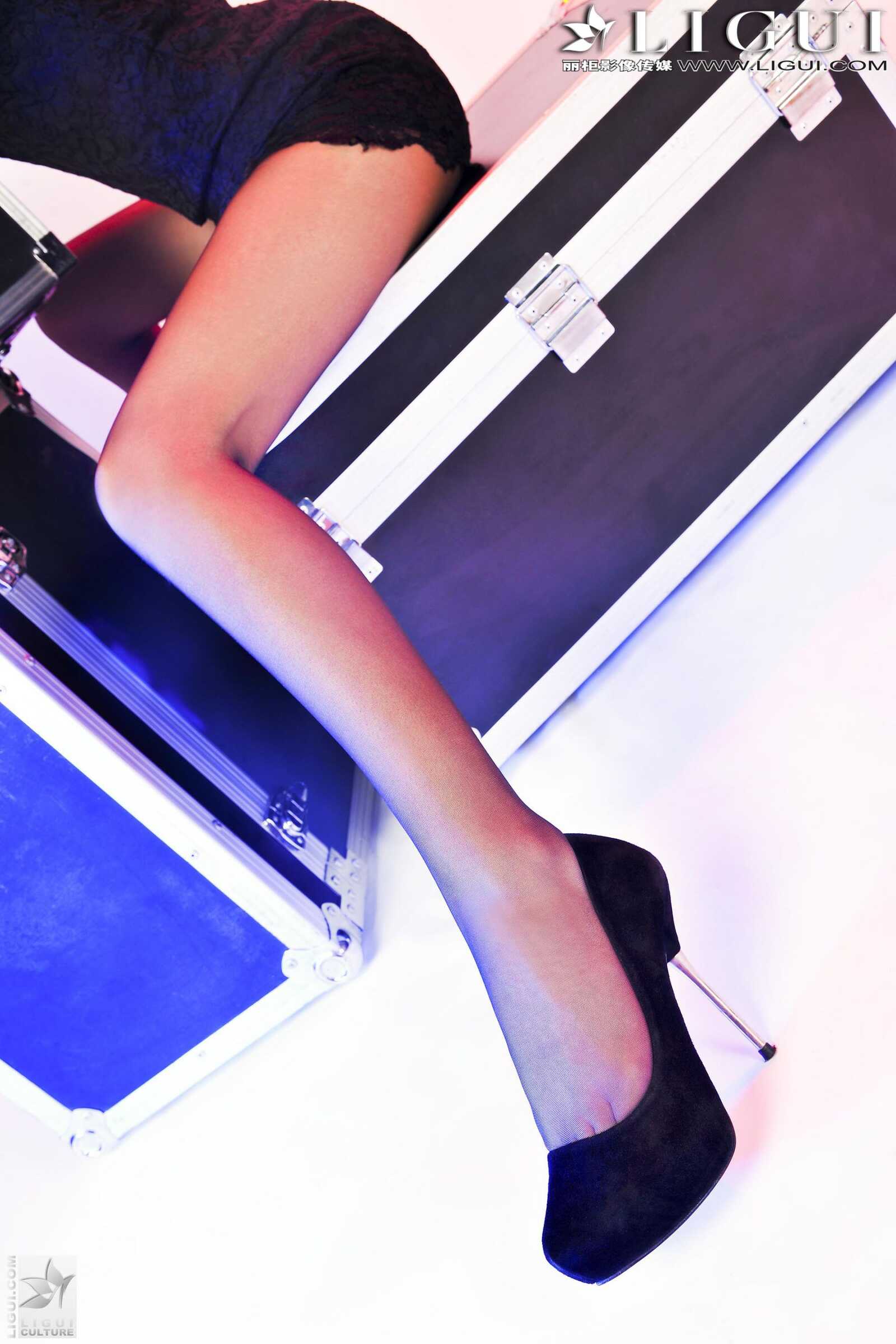 Model 文欣《时尚黑色蕾丝女郎》上下全集 [丽柜贵第9张