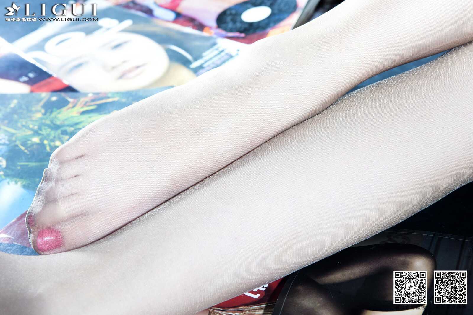 Model 美辰《时尚女郎红高跟丝足》上下全集 [丽柜第5张