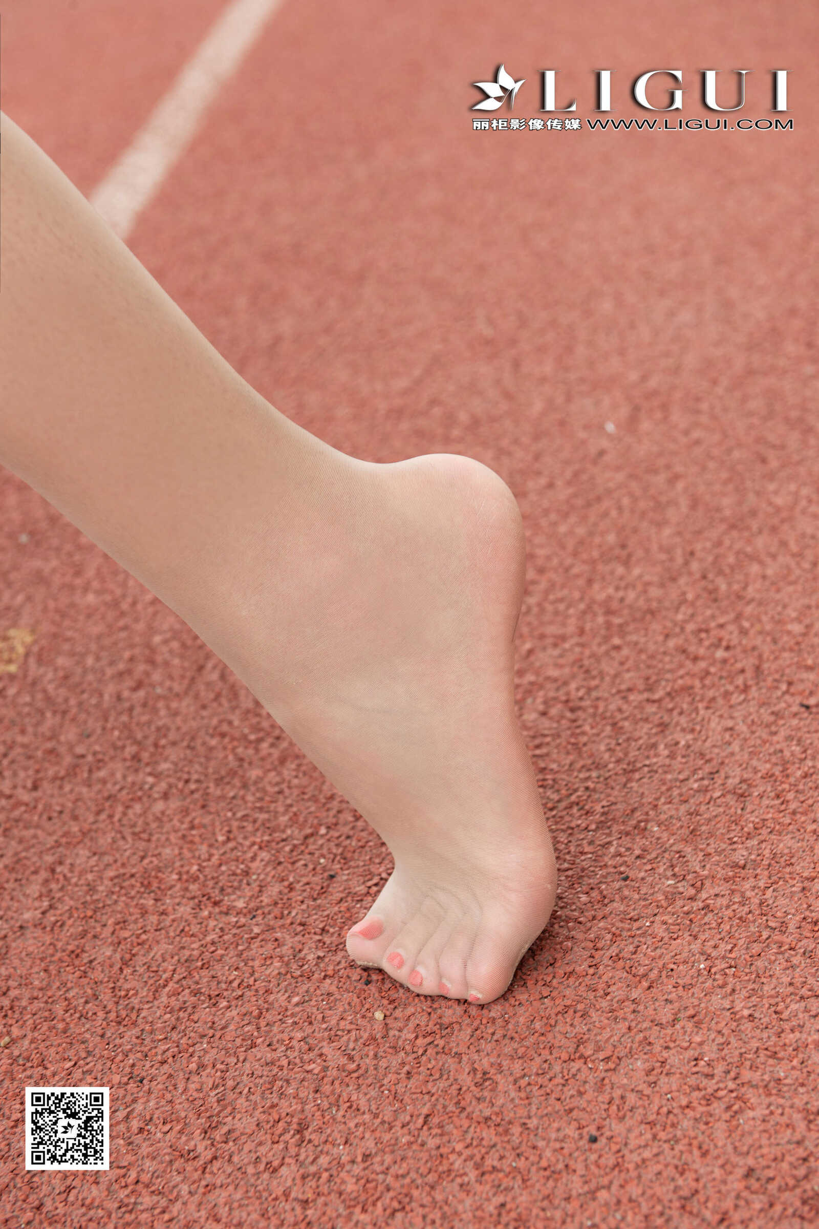 筱筱《滑板女神》 [丽柜贵足LIGUI] 丝足写真集第6张