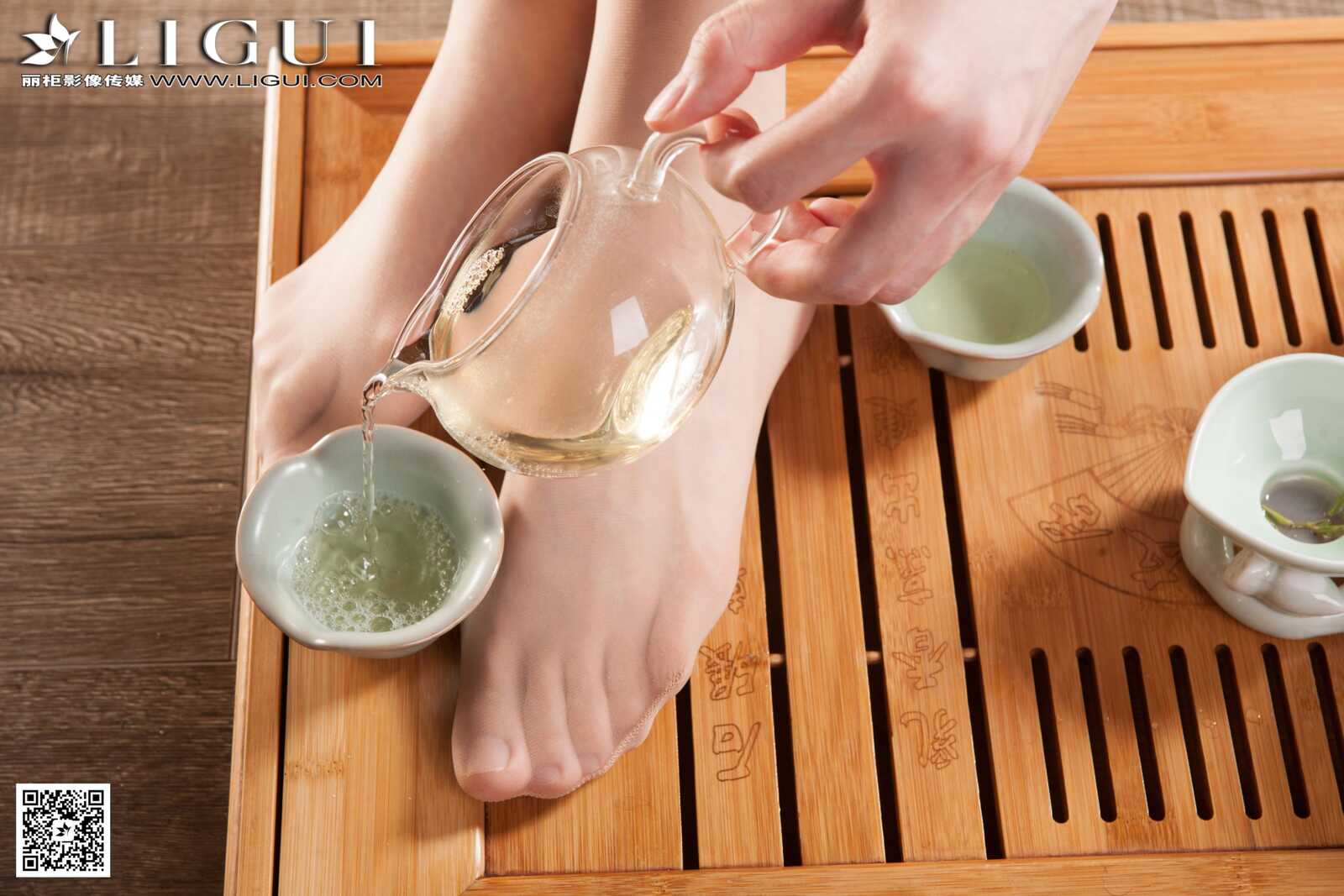 婷婷《旗袍茶道》 [丽柜] 美腿丝足写真集第8张